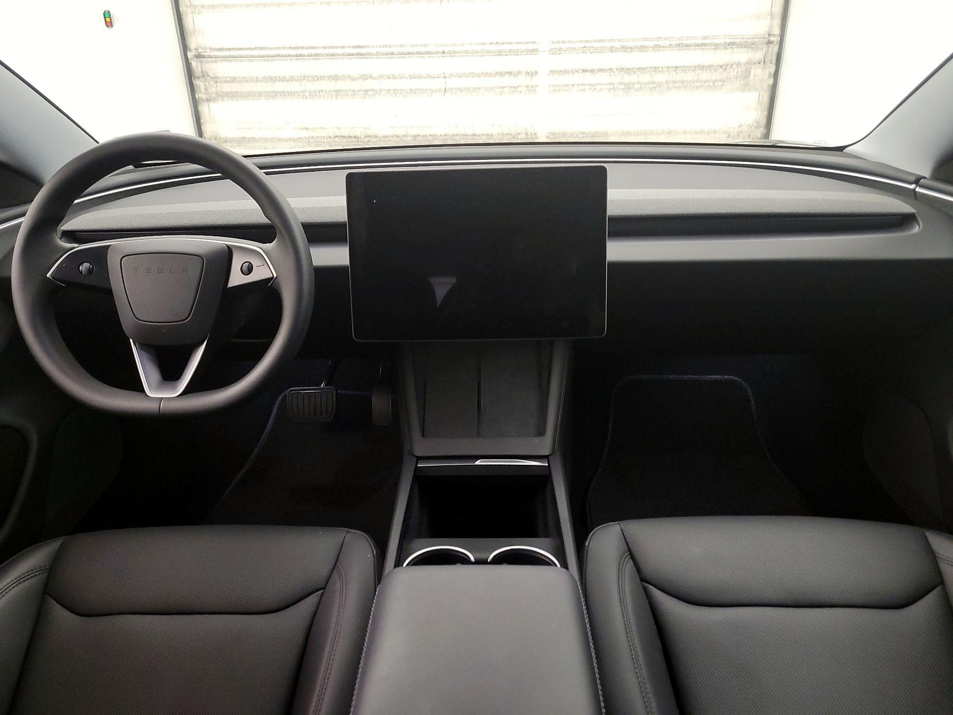 Thumbnail: 2025 Tesla Model 3 - 9