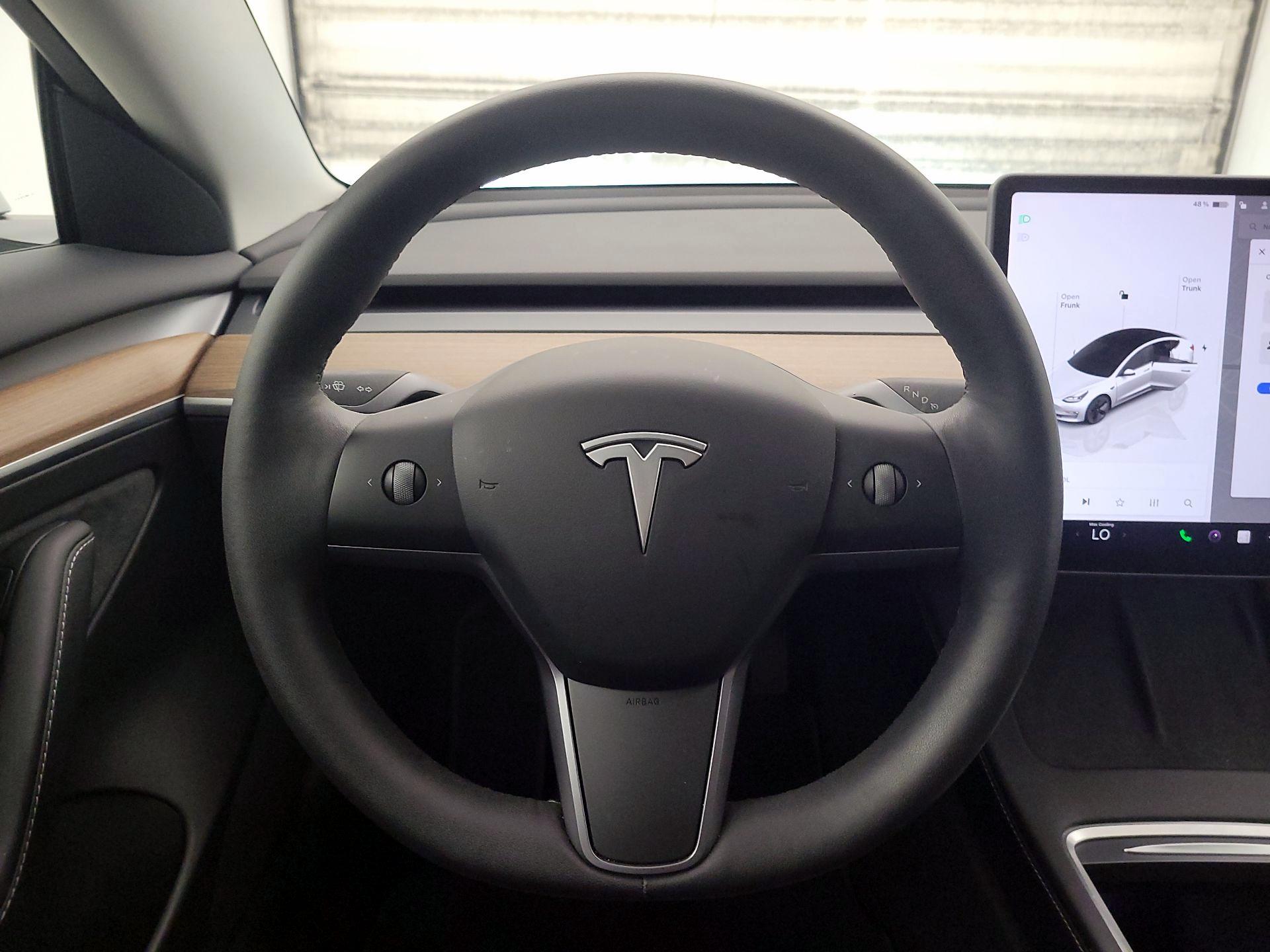 Thumbnail: 2022 Tesla Model 3 - 10