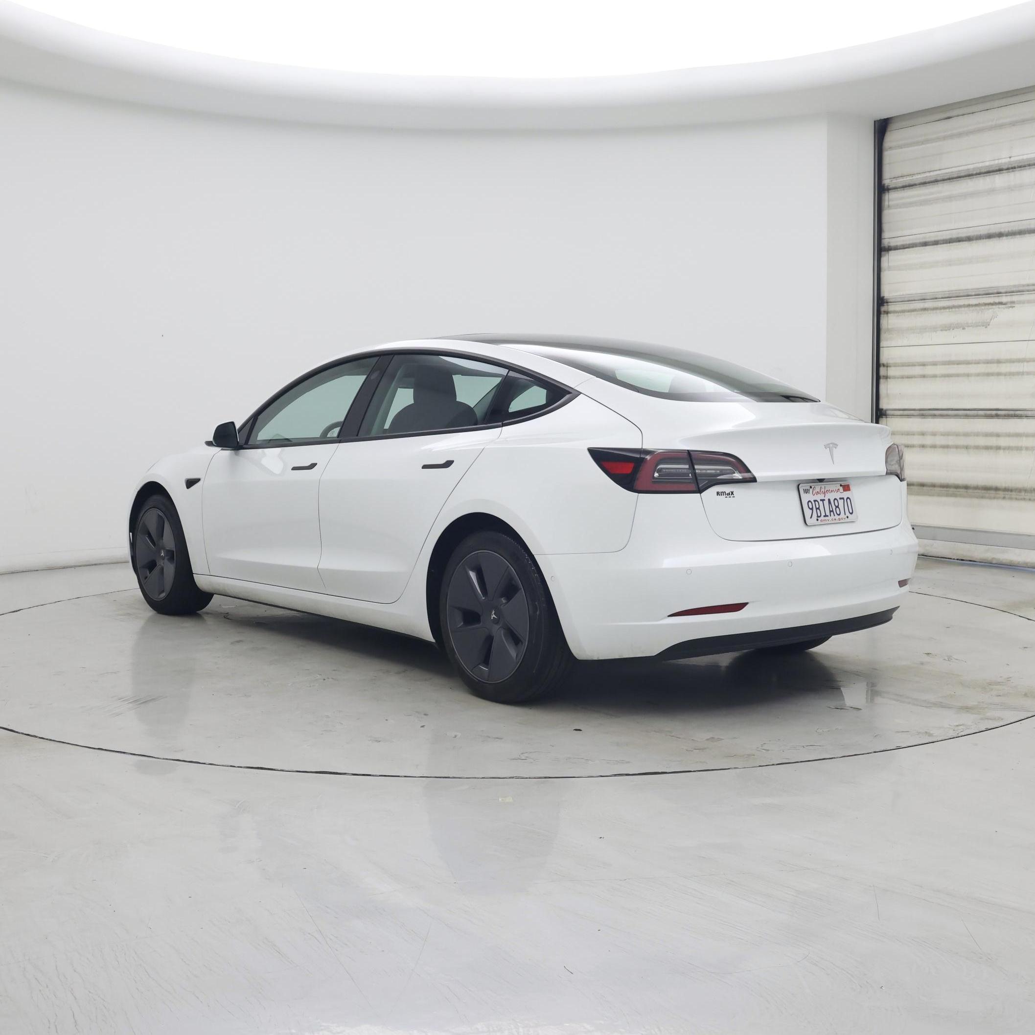 Thumbnail: 2022 Tesla Model 3 - 2