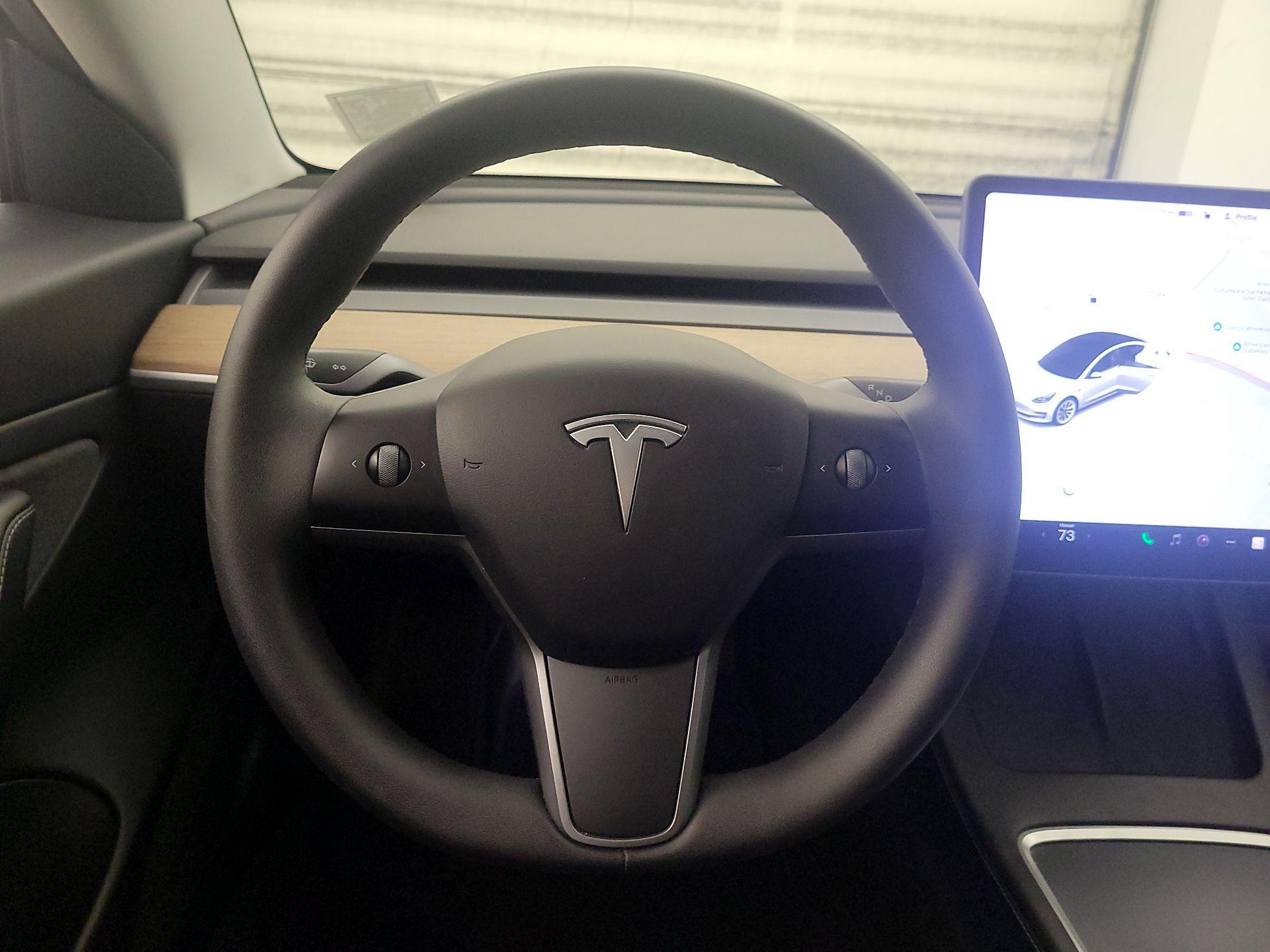 Thumbnail: 2021 Tesla Model 3 - 10