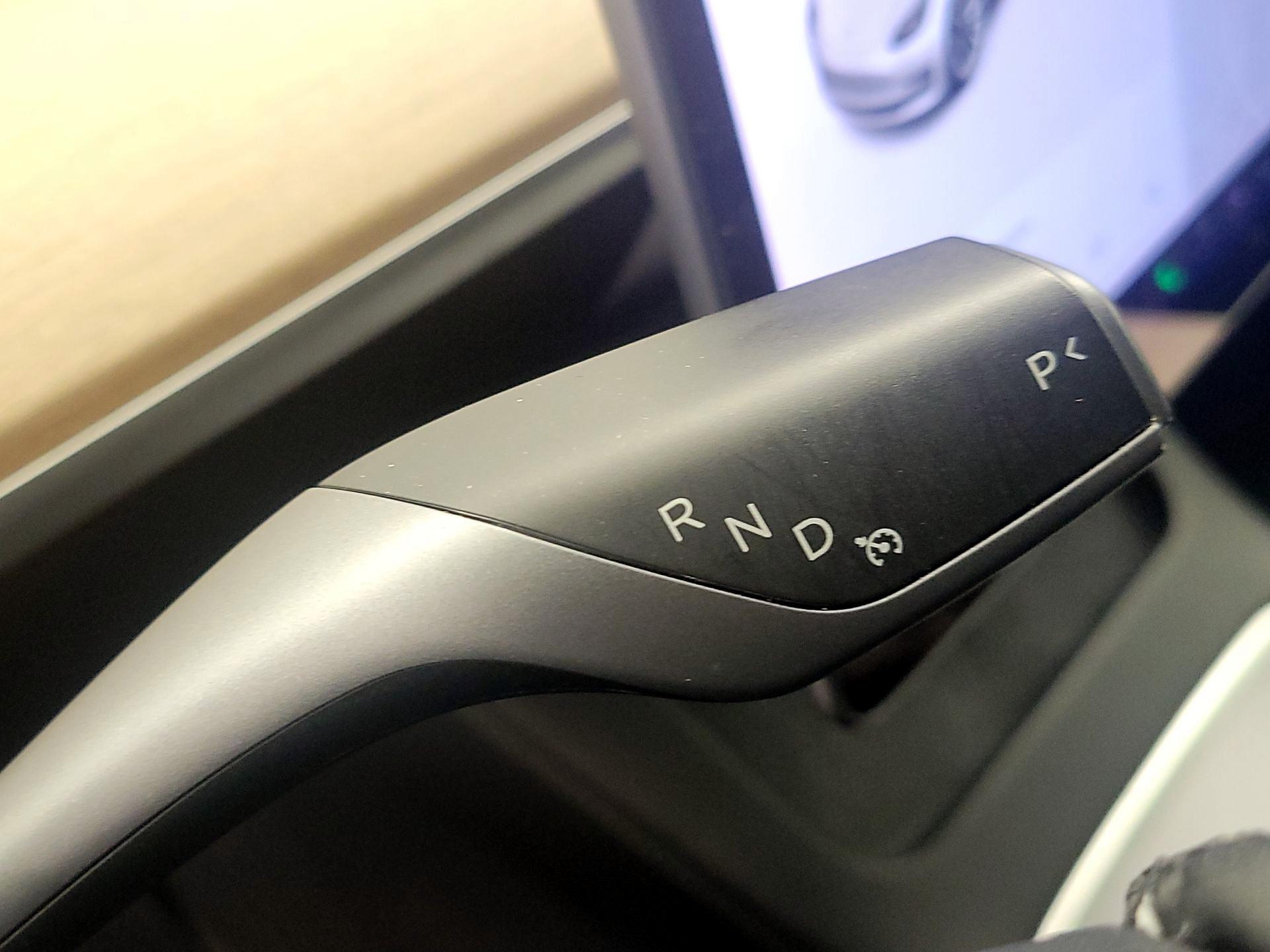 Thumbnail: 2021 Tesla Model 3 - 17