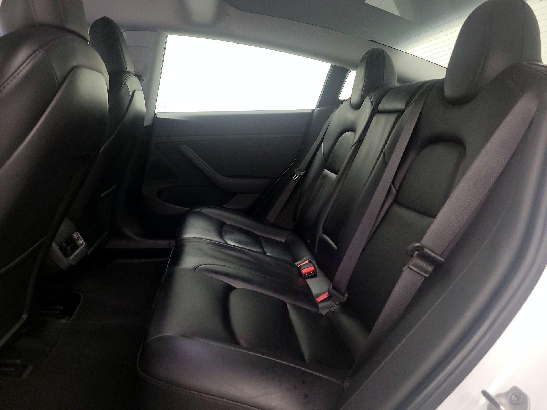 Thumbnail: 2021 Tesla Model 3 - 18