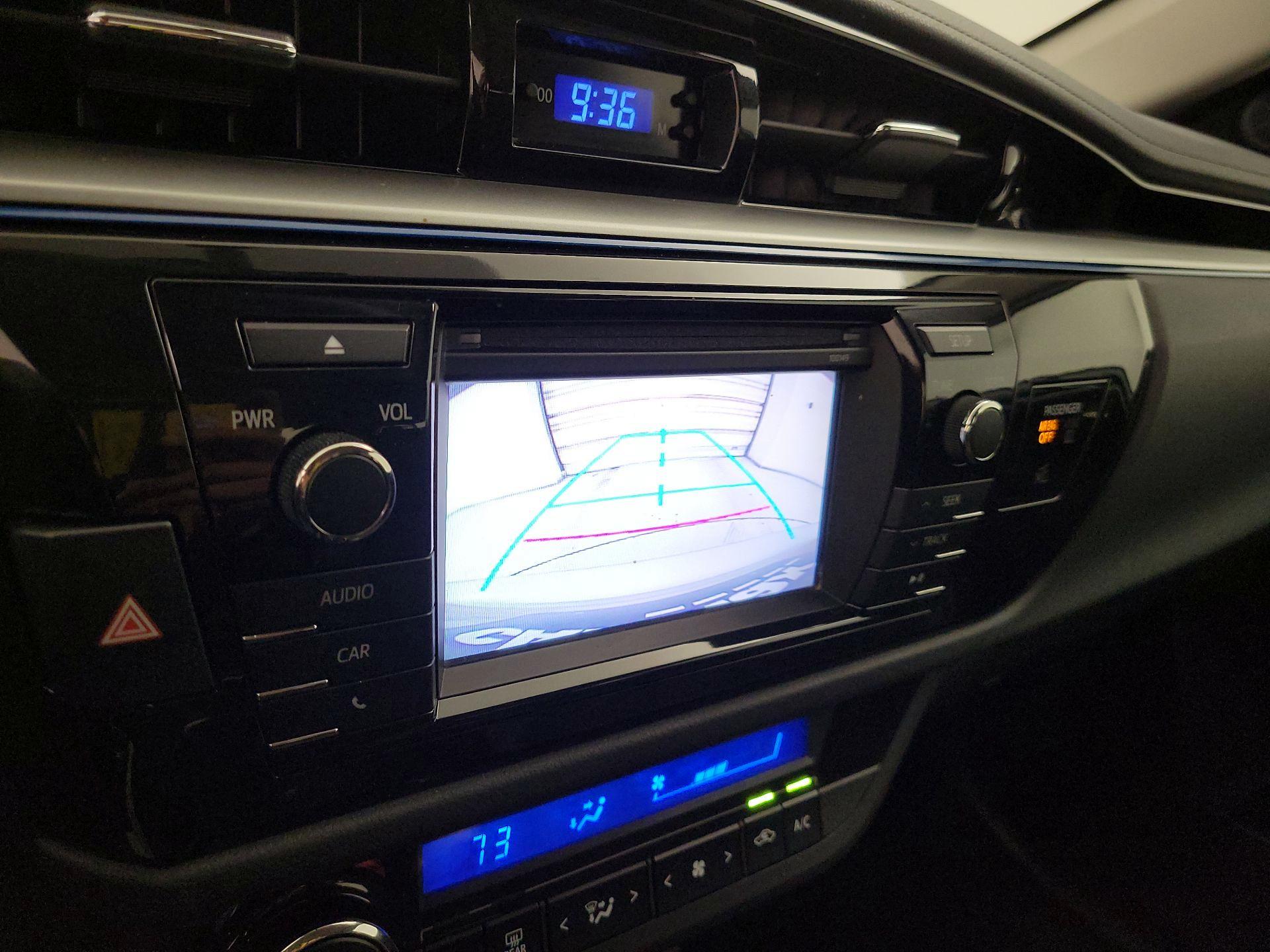 Thumbnail: 2014 Toyota Corolla - 13