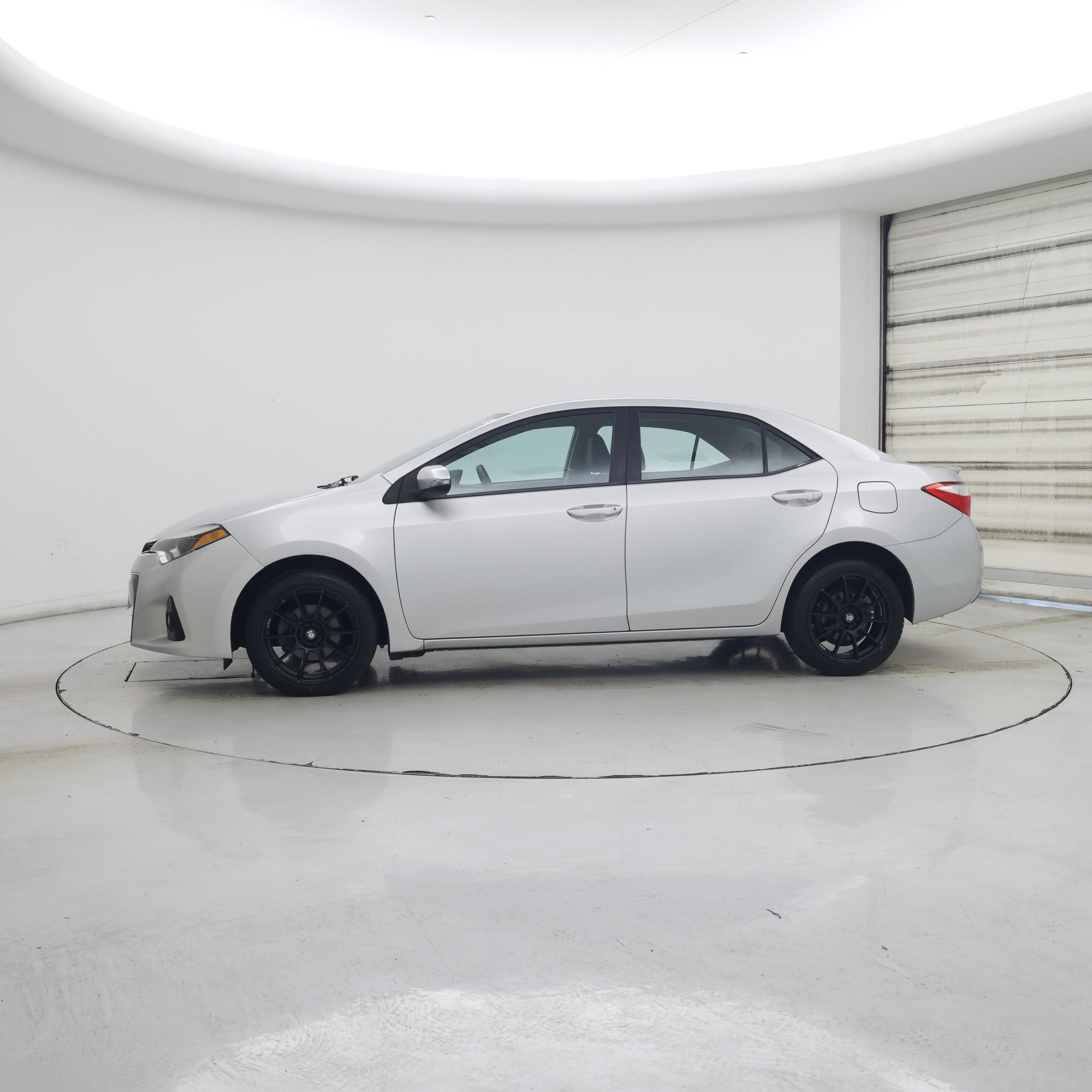 Thumbnail: 2014 Toyota Corolla - 3