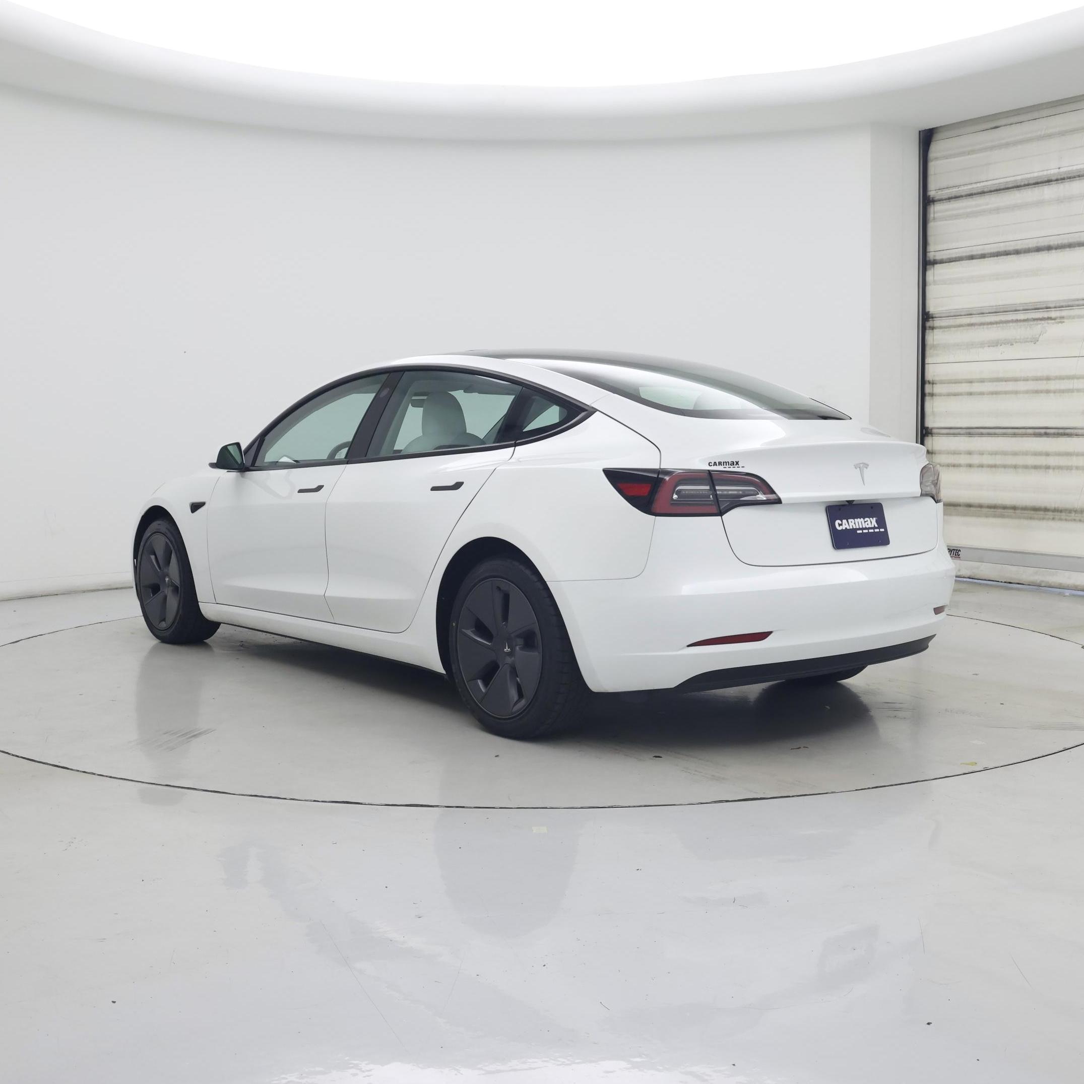 Thumbnail: 2023 Tesla Model 3 - 2