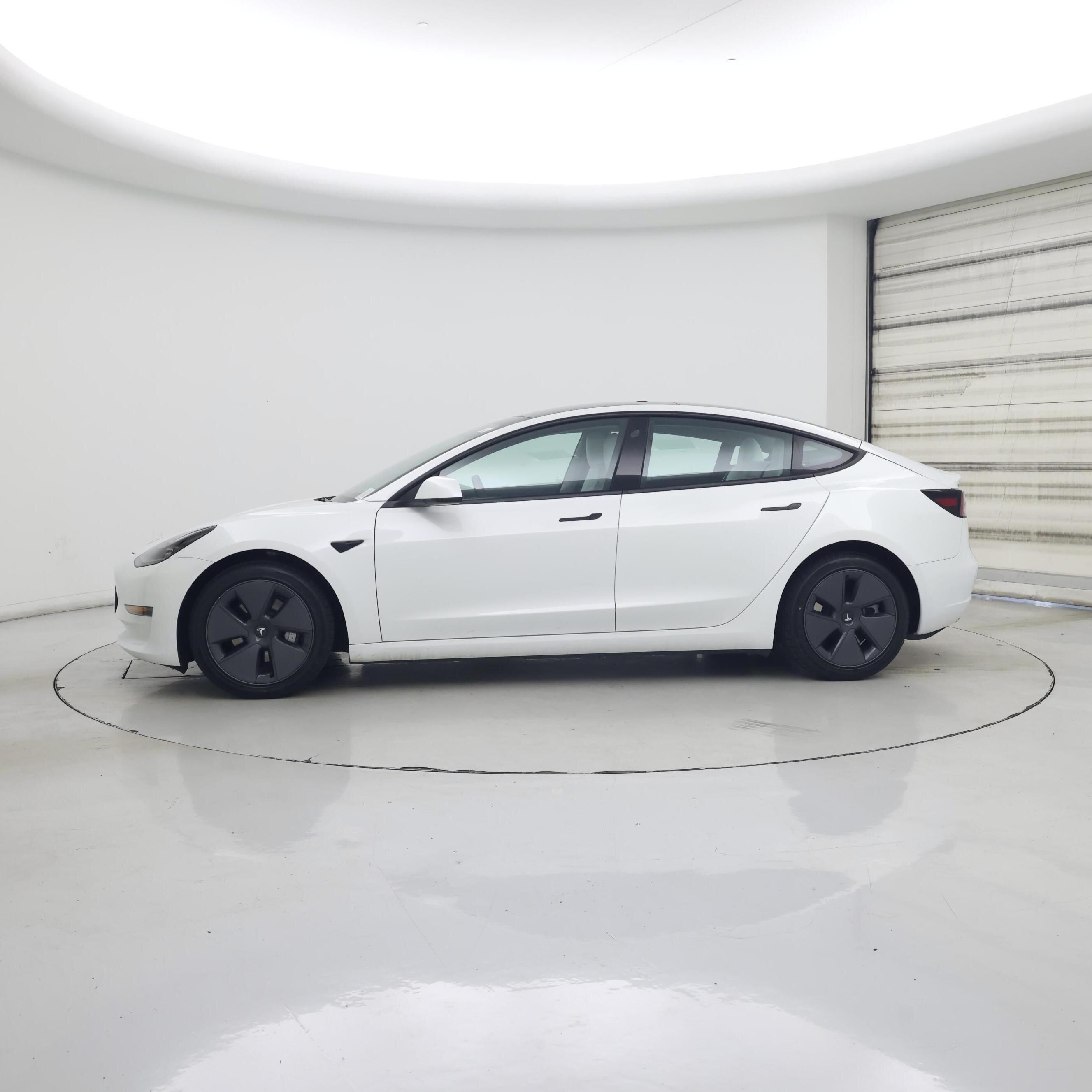 Thumbnail: 2023 Tesla Model 3 - 3