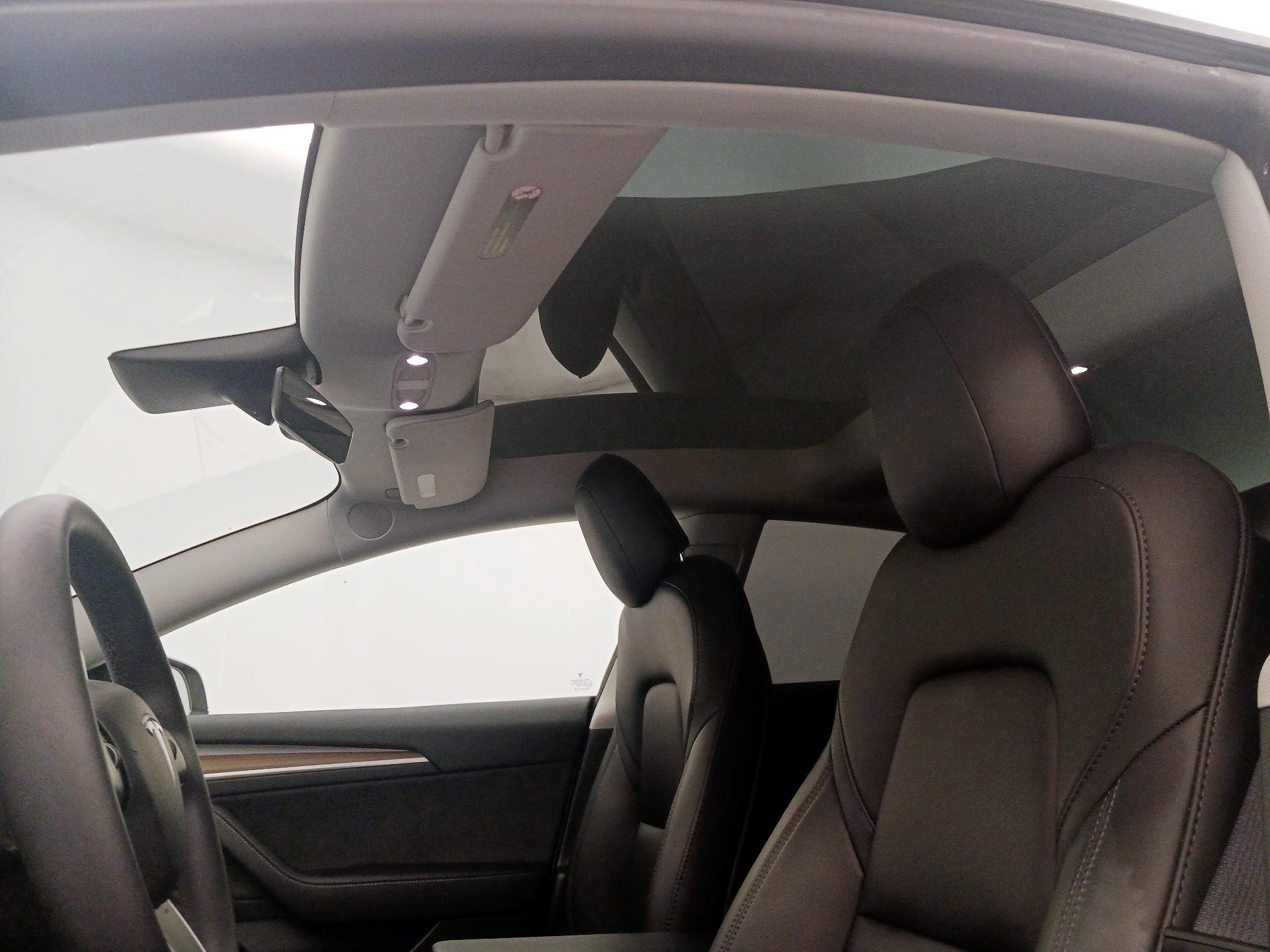 Thumbnail: 2023 Tesla Model 3 - 18