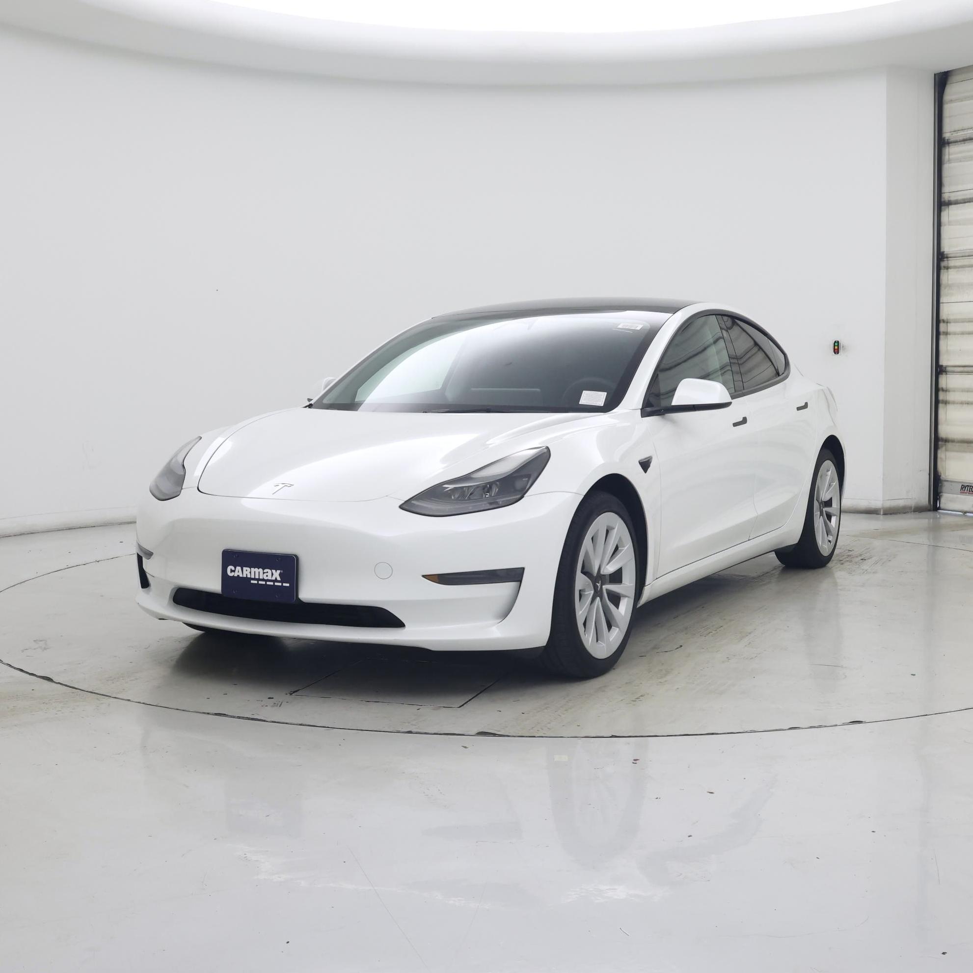 Thumbnail: 2023 Tesla Model 3 - 4