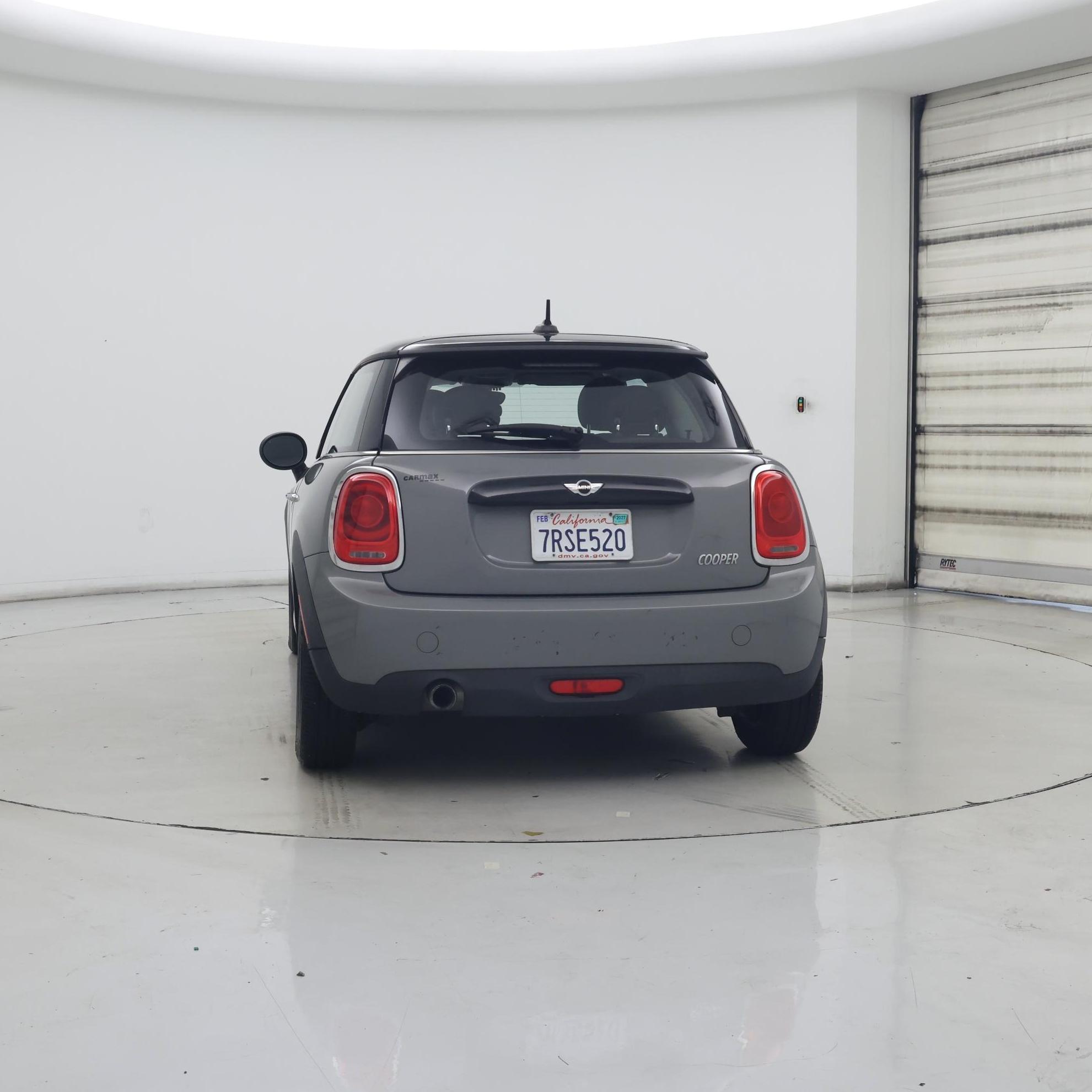 Thumbnail: 2016 MINI Cooper Hardtop - 6