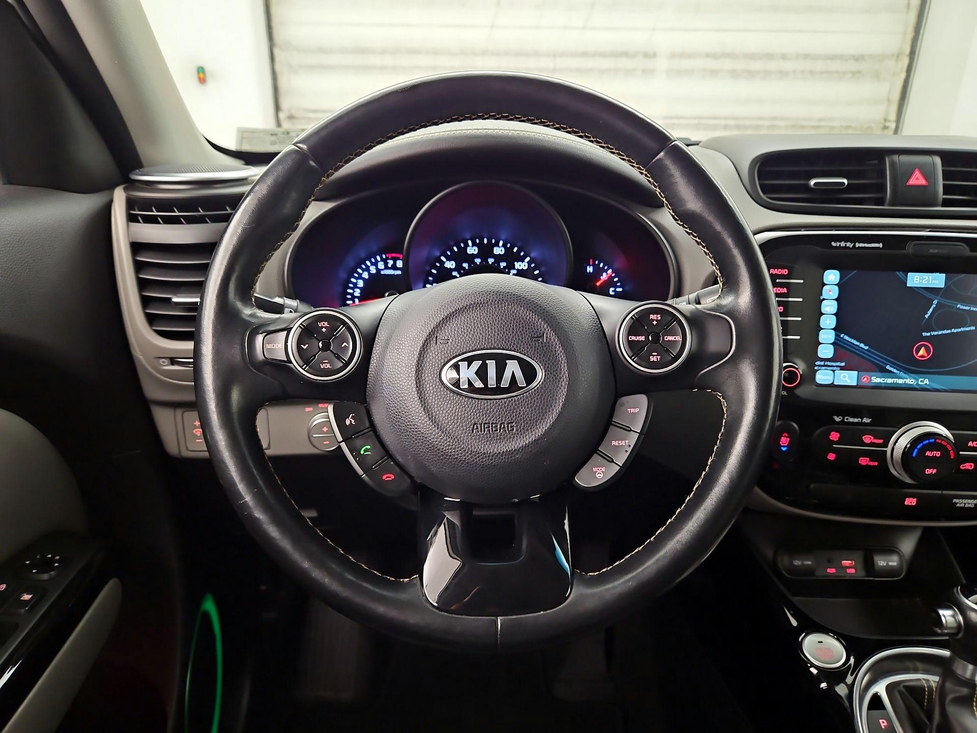 Thumbnail: 2016 Kia Soul - 10