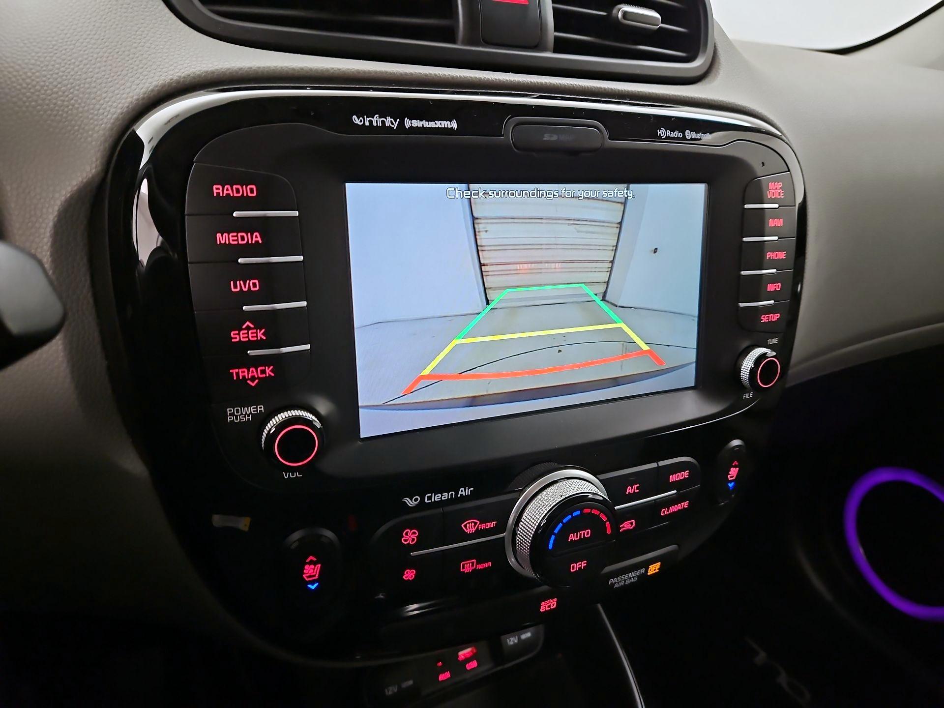 Thumbnail: 2016 Kia Soul - 15