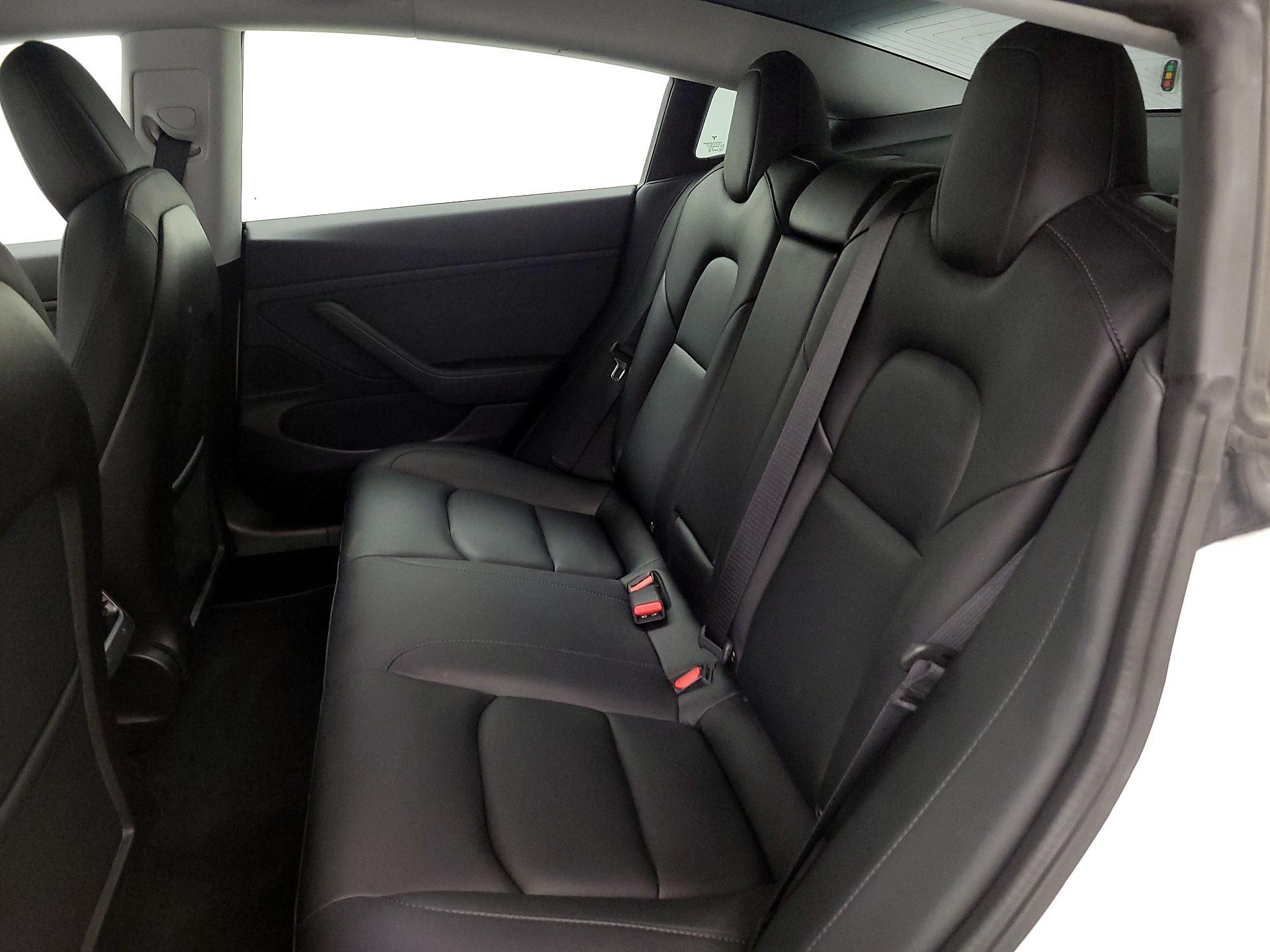 Thumbnail: 2019 Tesla Model 3 - 18