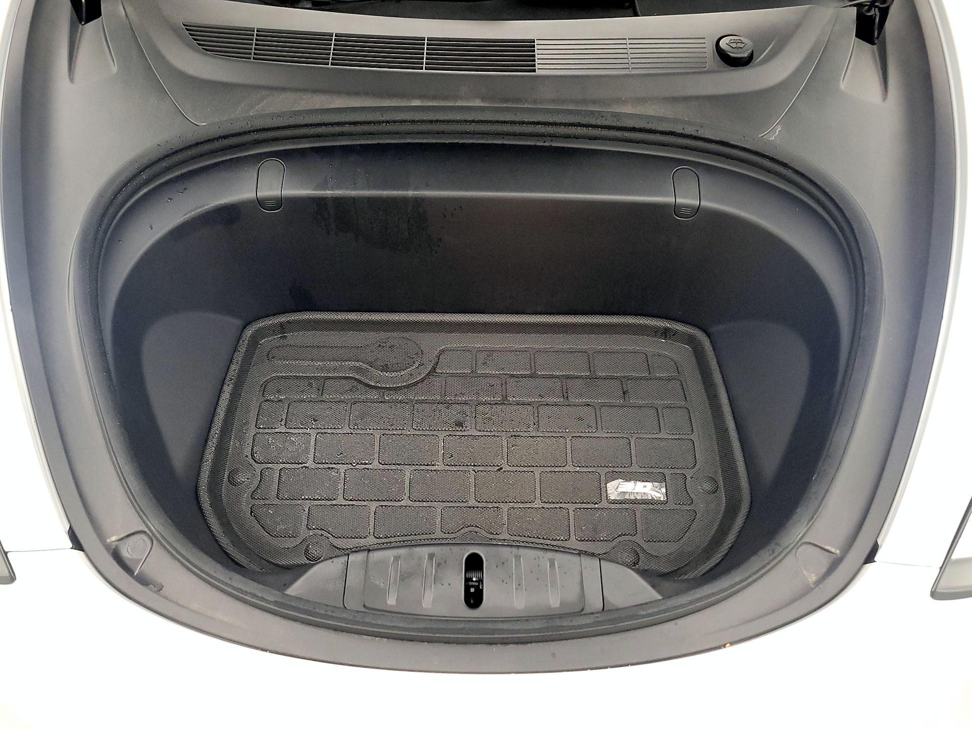 Thumbnail: 2019 Tesla Model 3 - 20