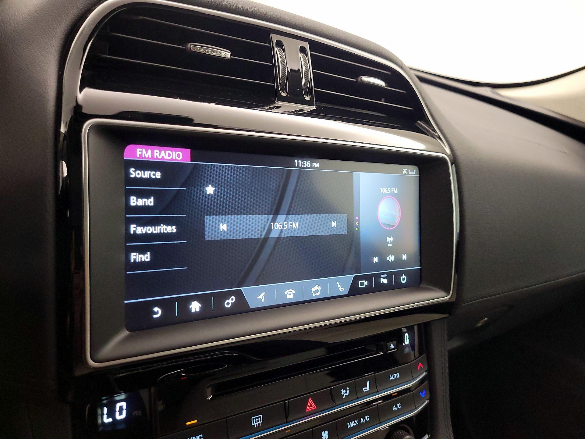 Thumbnail: 2020 Jaguar F-Pace - 15