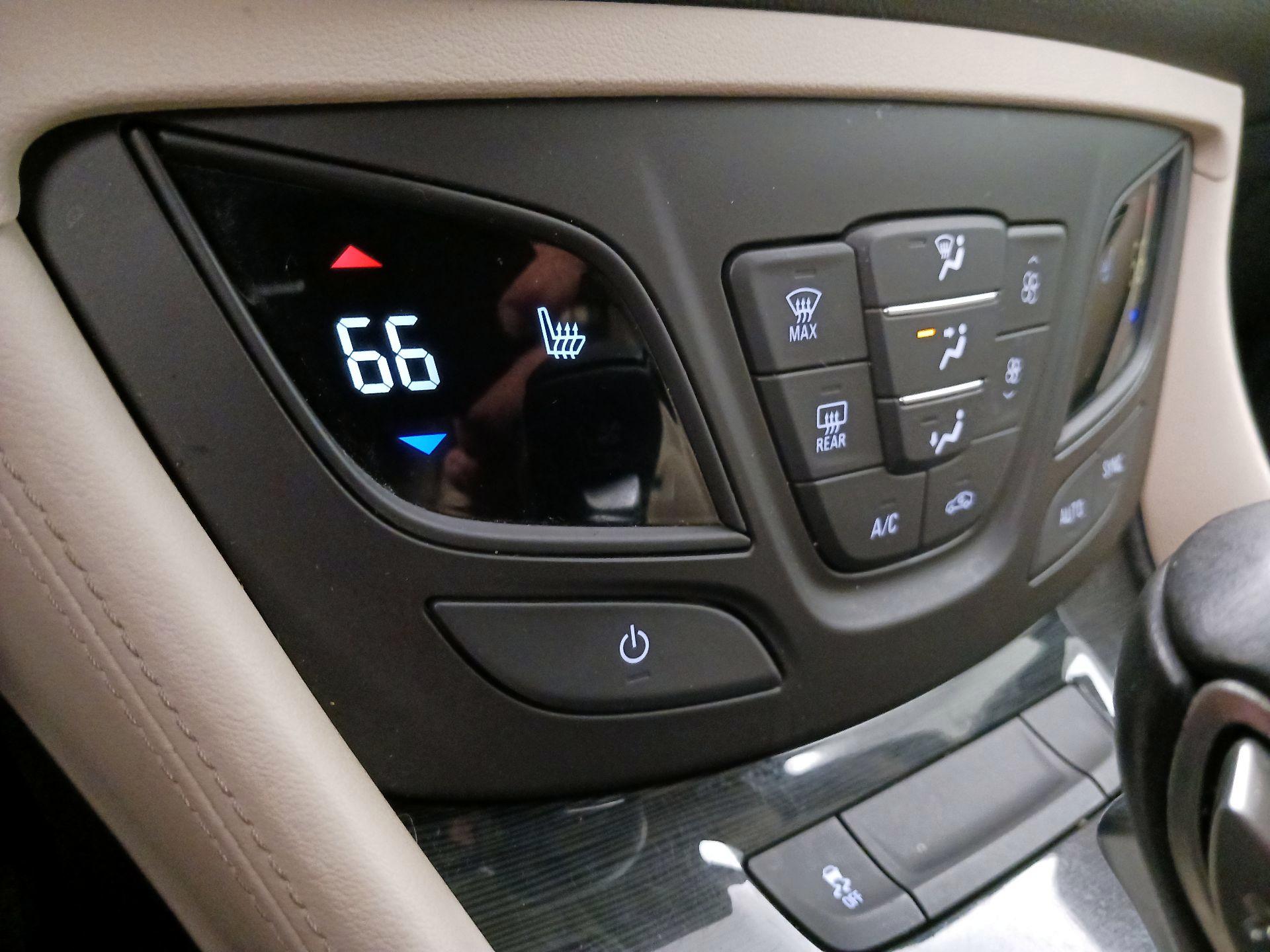 Thumbnail: 2017 Buick Envision - 17