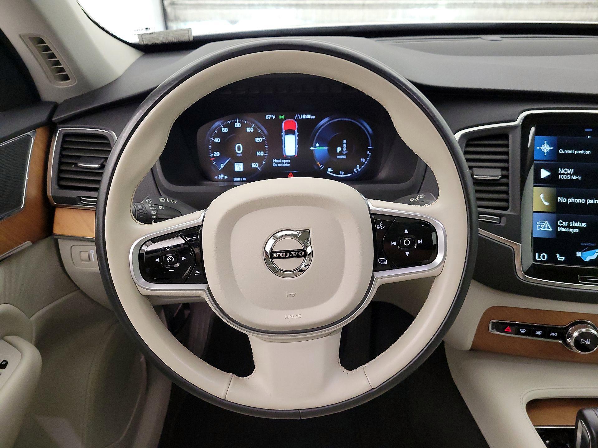 Thumbnail: 2021 Volvo XC90 - 10