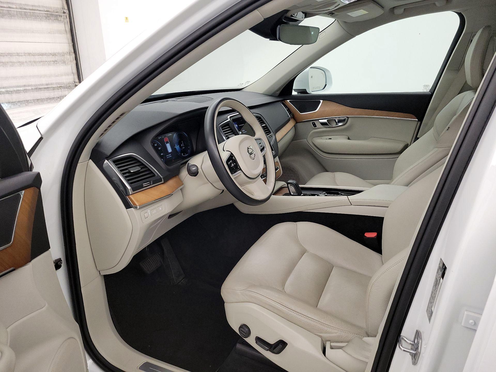 Thumbnail: 2021 Volvo XC90 - 11