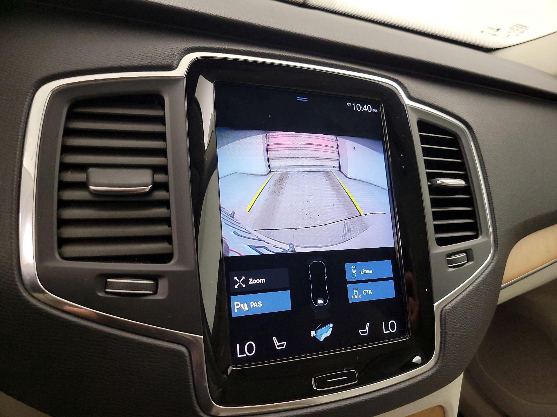 Thumbnail: 2021 Volvo XC90 - 14