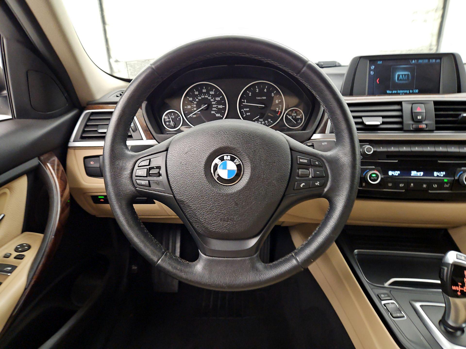 Thumbnail: 2018 BMW 3 Series - 10