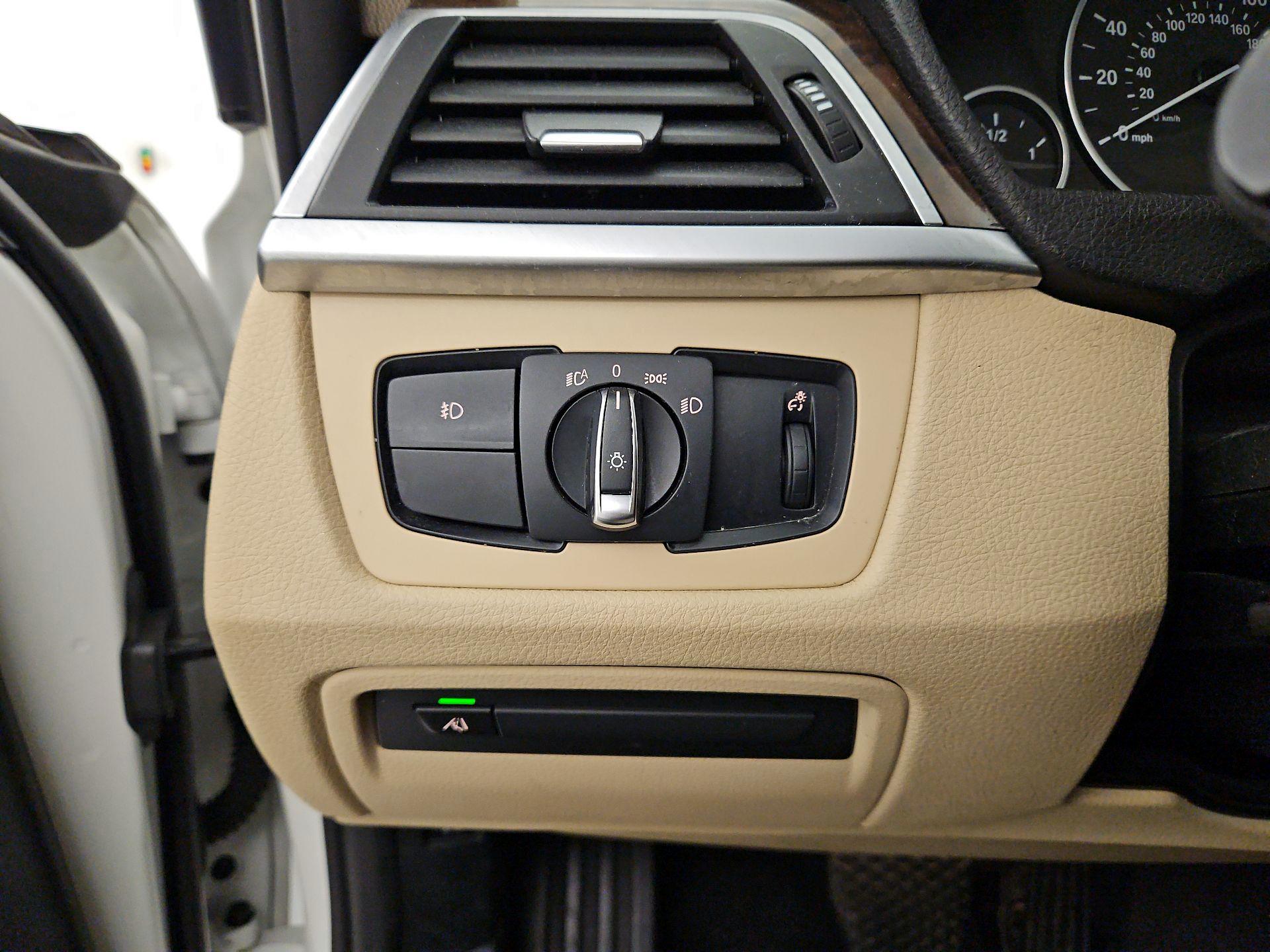 Thumbnail: 2018 BMW 3 Series - 13