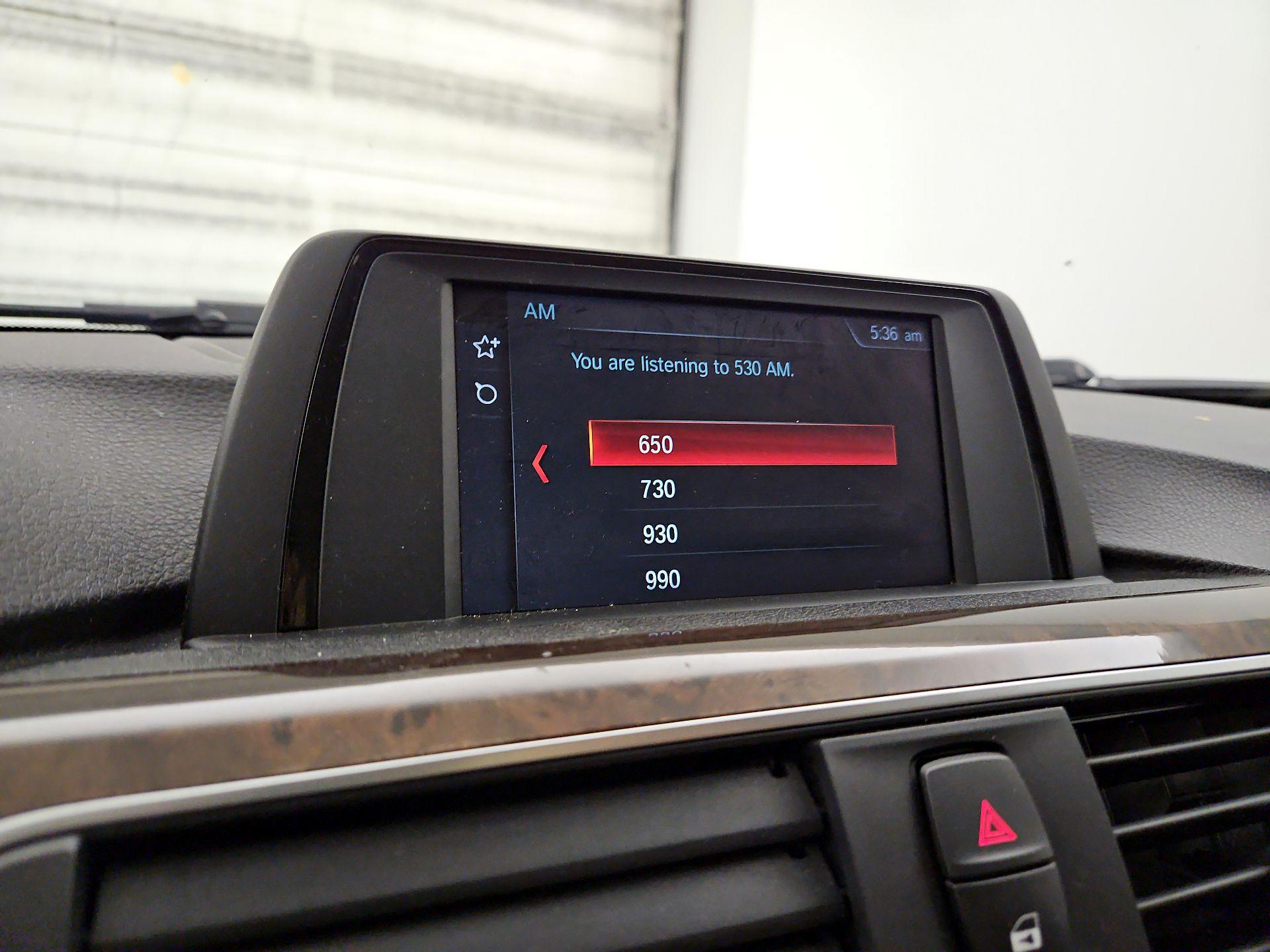 Thumbnail: 2018 BMW 3 Series - 15