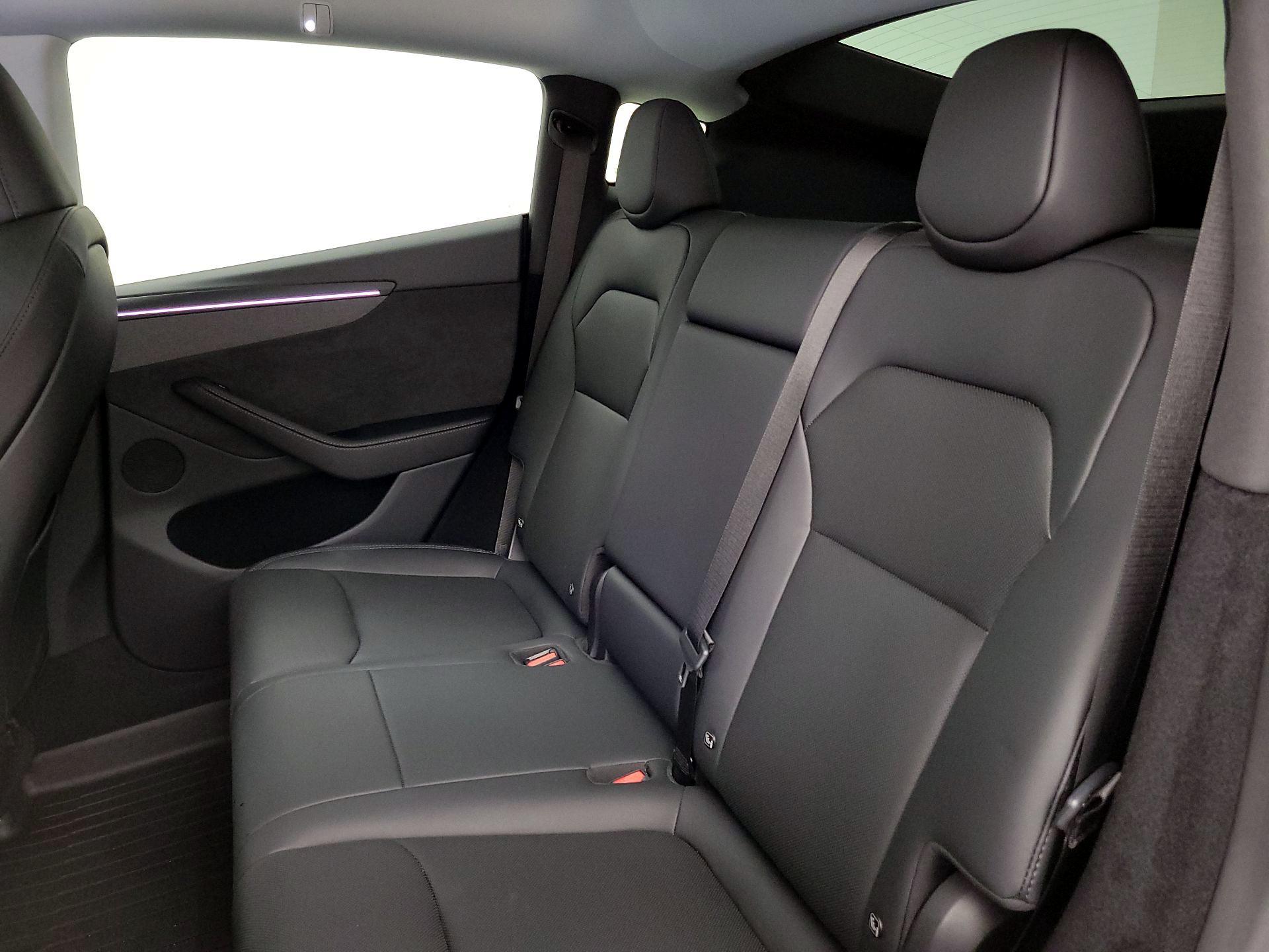 Thumbnail: 2026 Tesla Model Y - 18