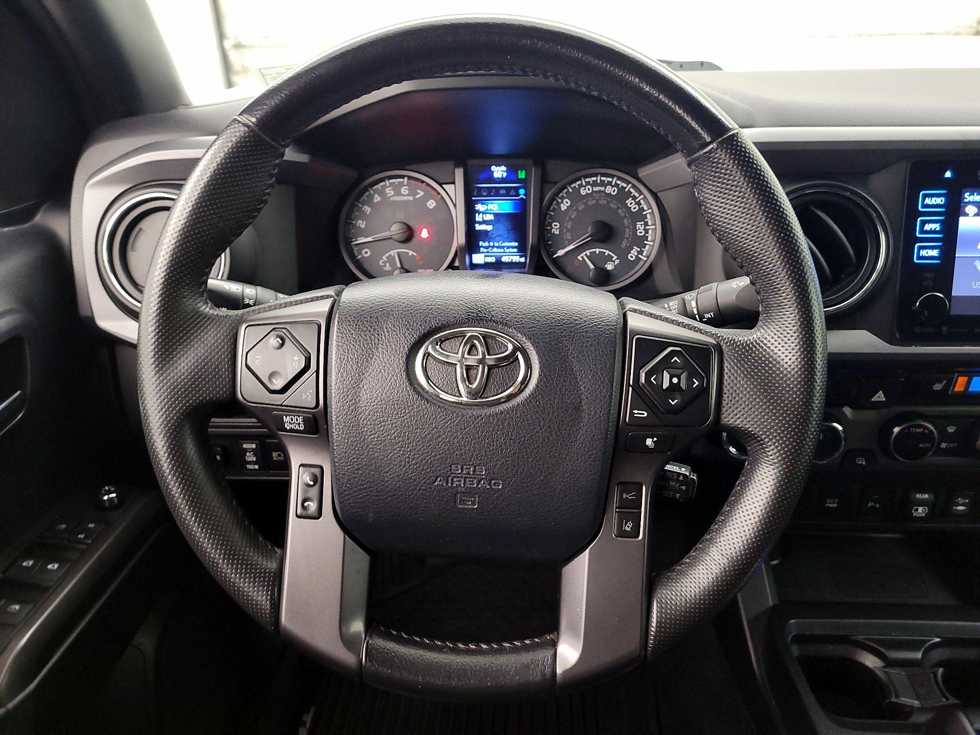 Thumbnail: 2018 Toyota Tacoma - 10