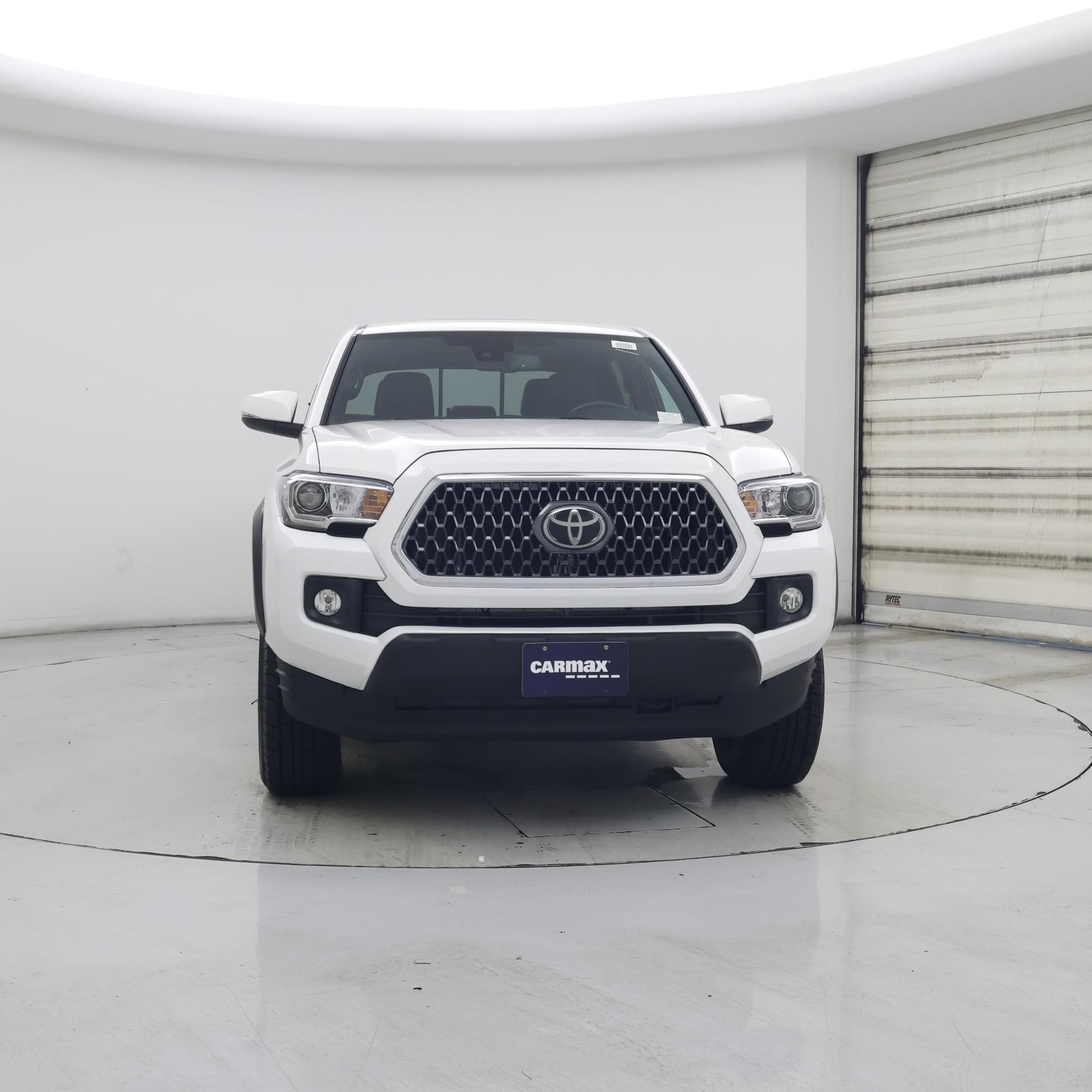 Thumbnail: 2018 Toyota Tacoma - 5