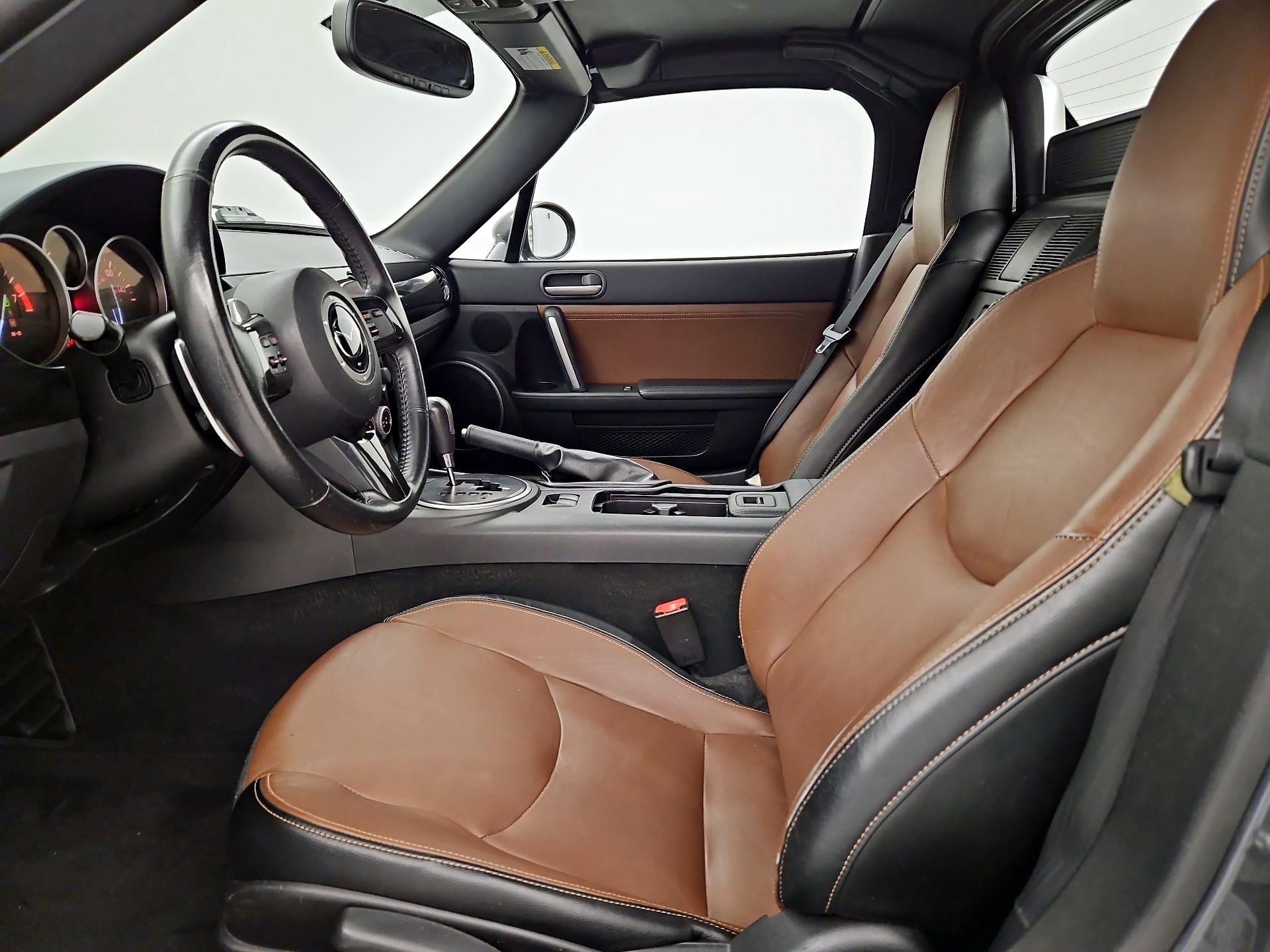 Thumbnail: 2014 Mazda MX-5 Miata - 11