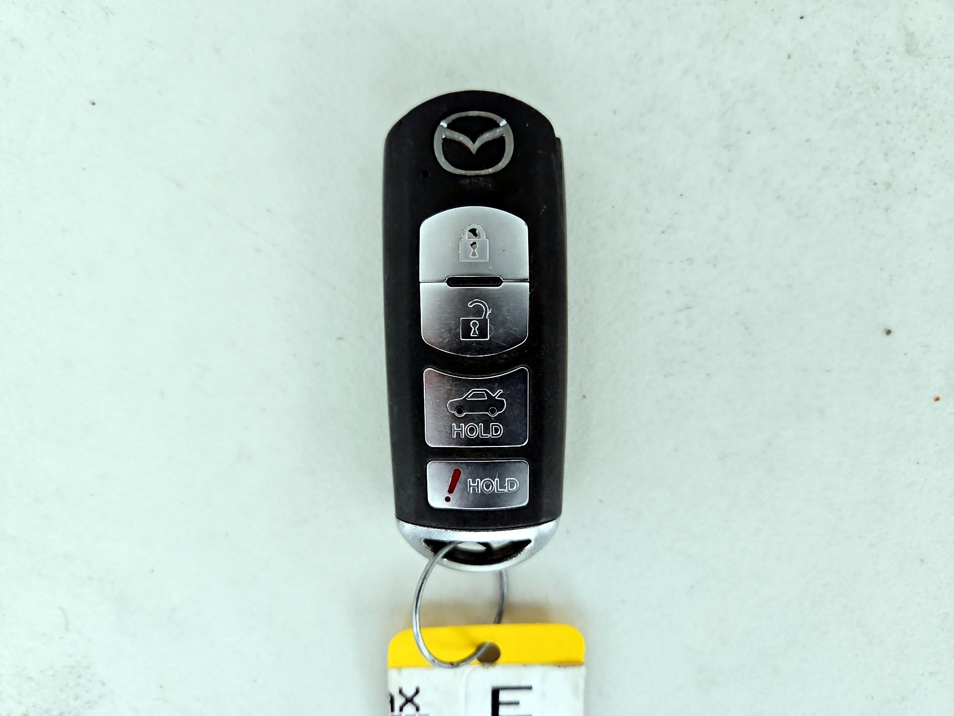 Thumbnail: 2014 Mazda MX-5 Miata - 18