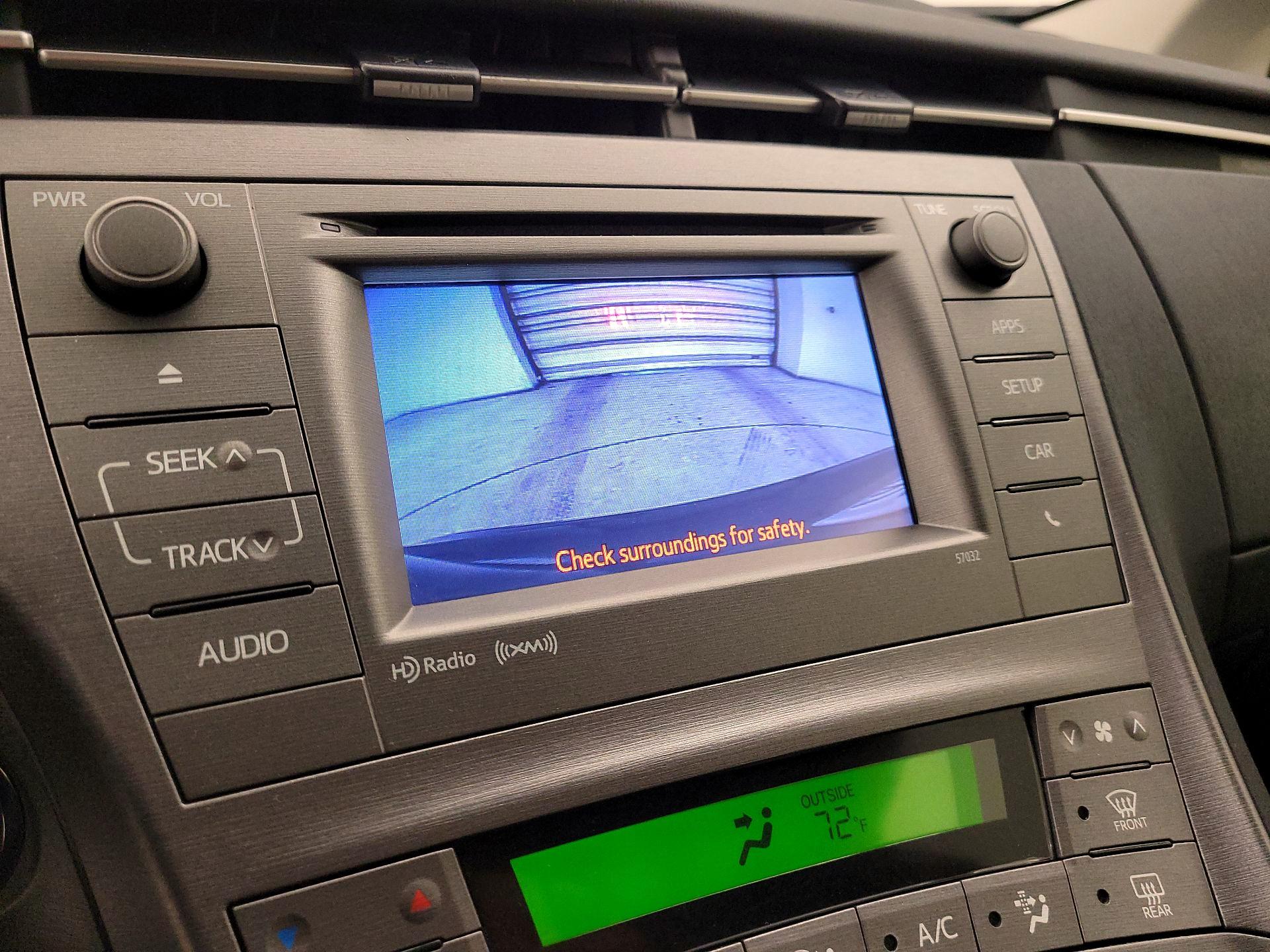 Thumbnail: 2015 Toyota Prius - 14