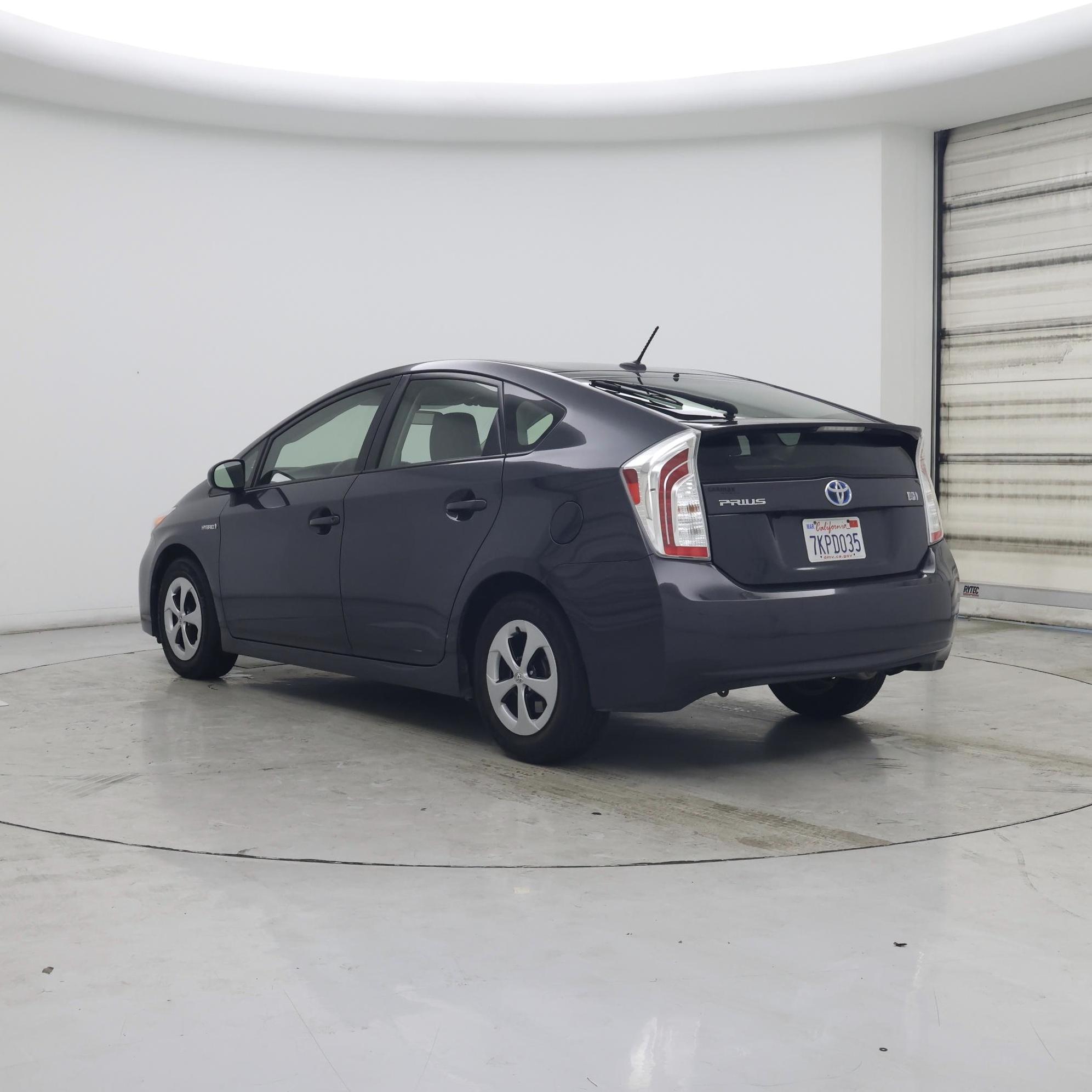 Thumbnail: 2015 Toyota Prius - 2