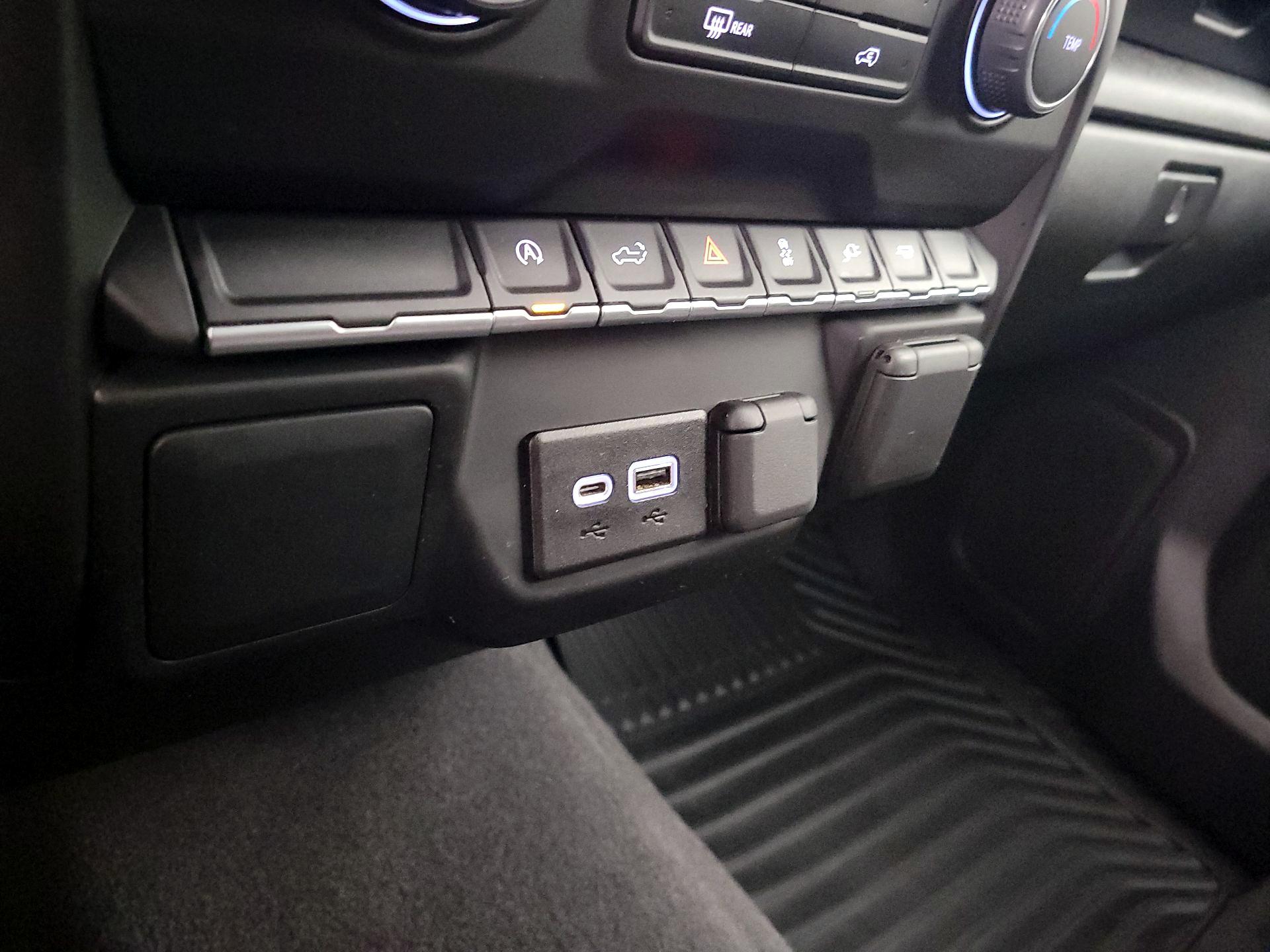 Thumbnail: 2022 Chevrolet Silverado 1500 - 18