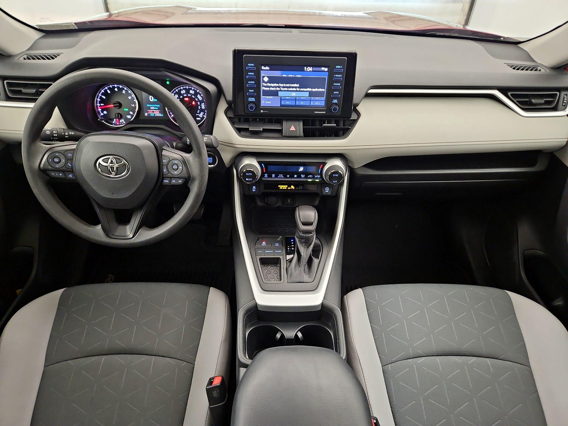 Thumbnail: 2020 Toyota RAV4 - 9