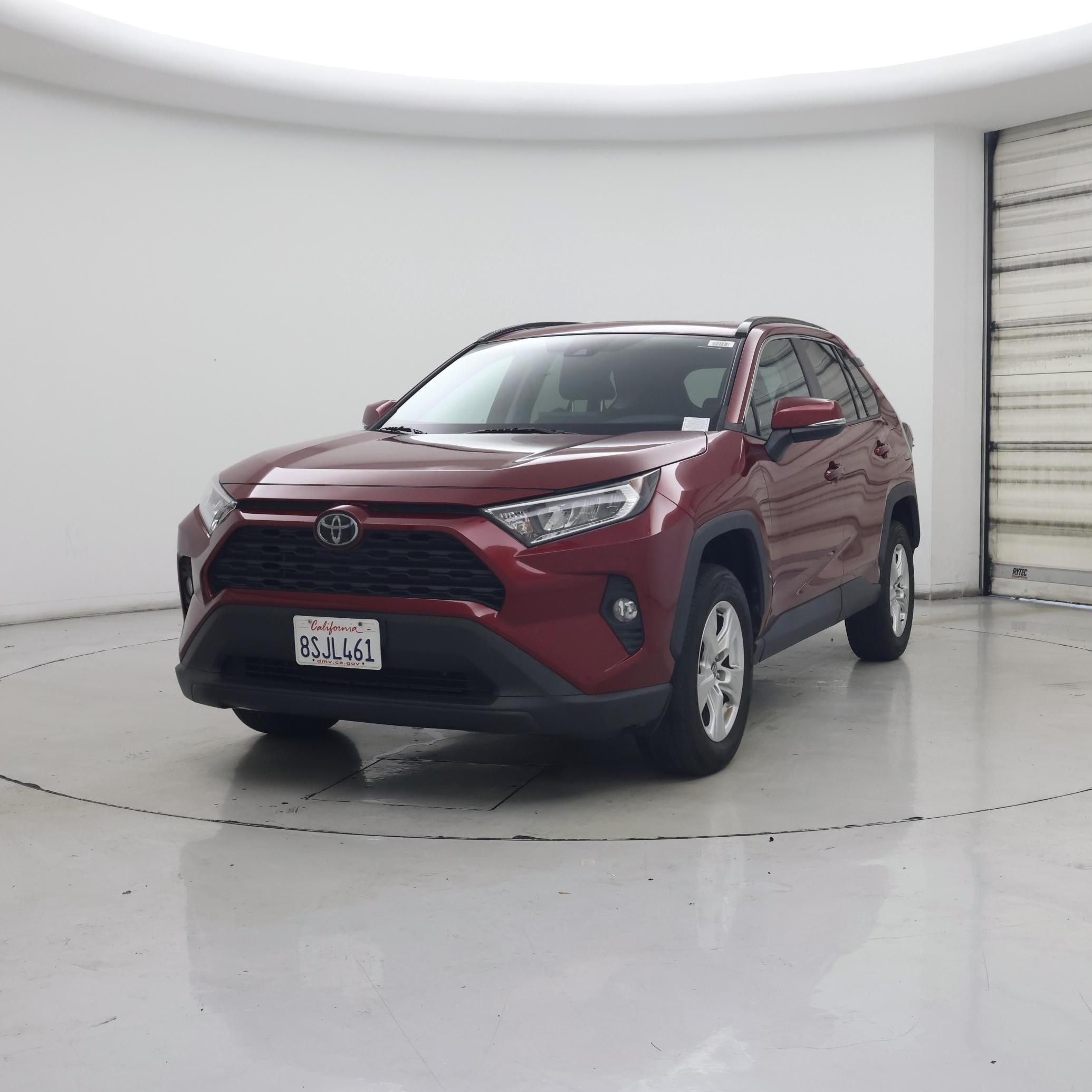 Thumbnail: 2020 Toyota RAV4 - 4