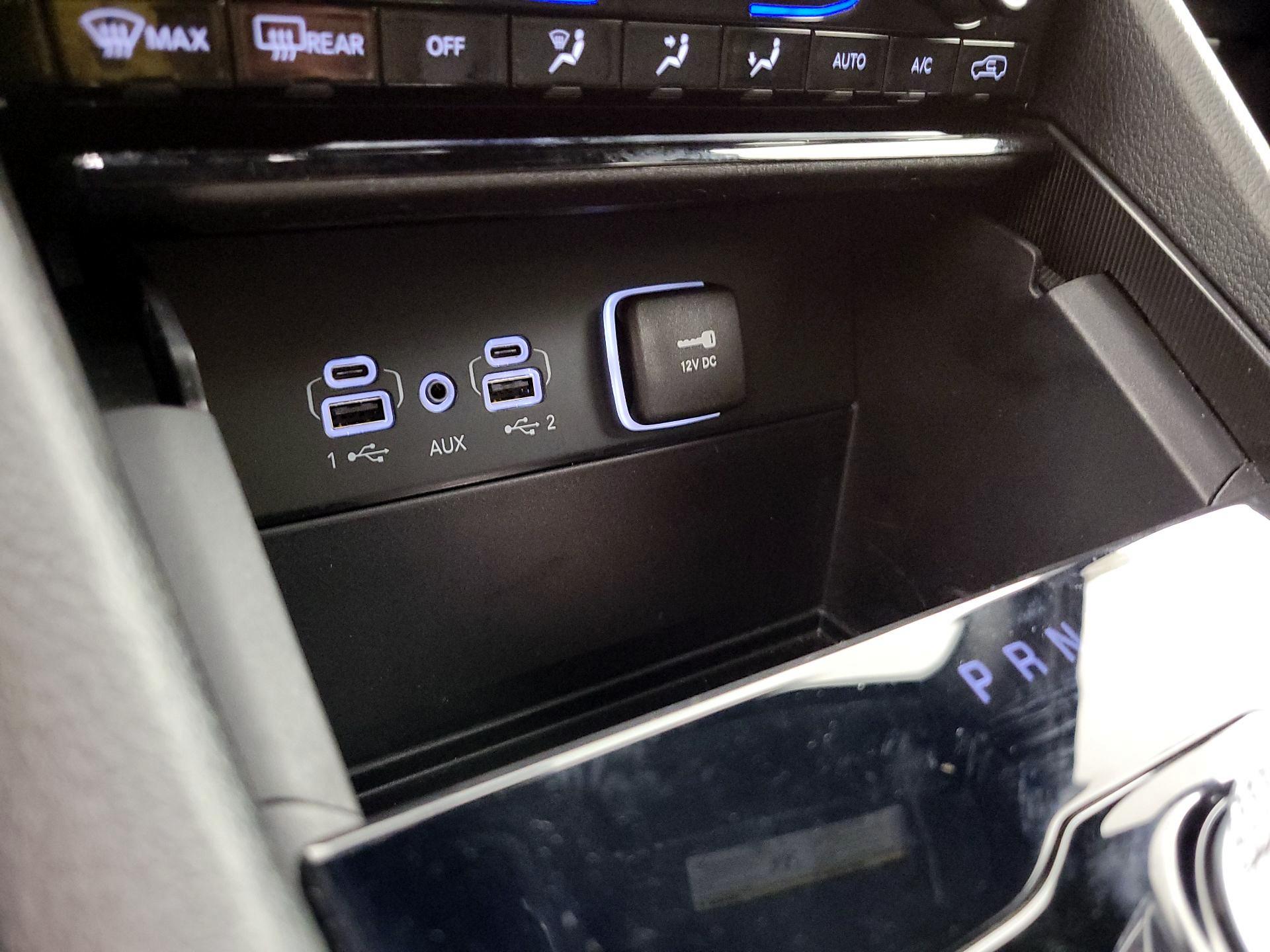 Thumbnail: 2024 Jeep Grand Cherokee - 18