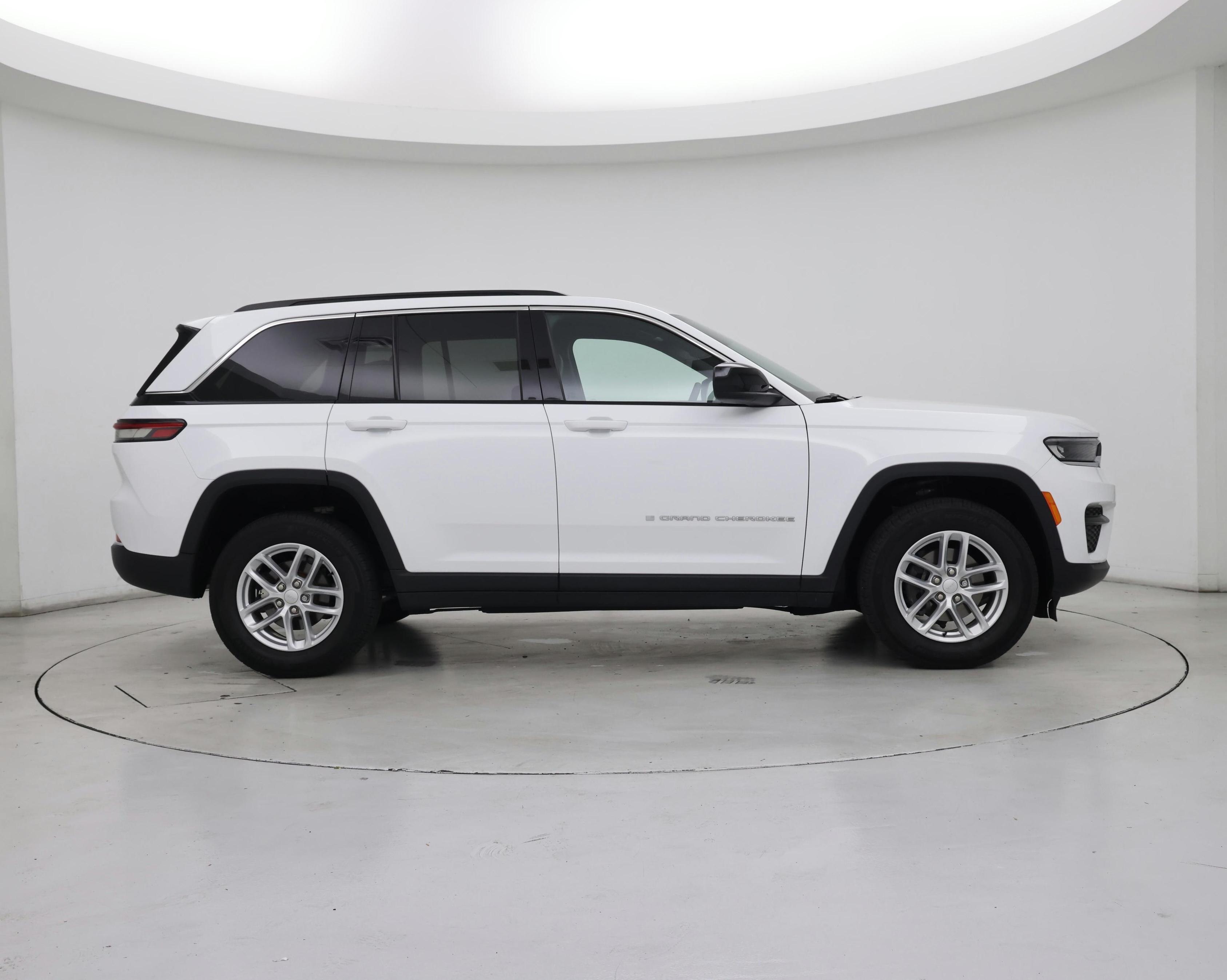 Thumbnail: 2024 Jeep Grand Cherokee - 7