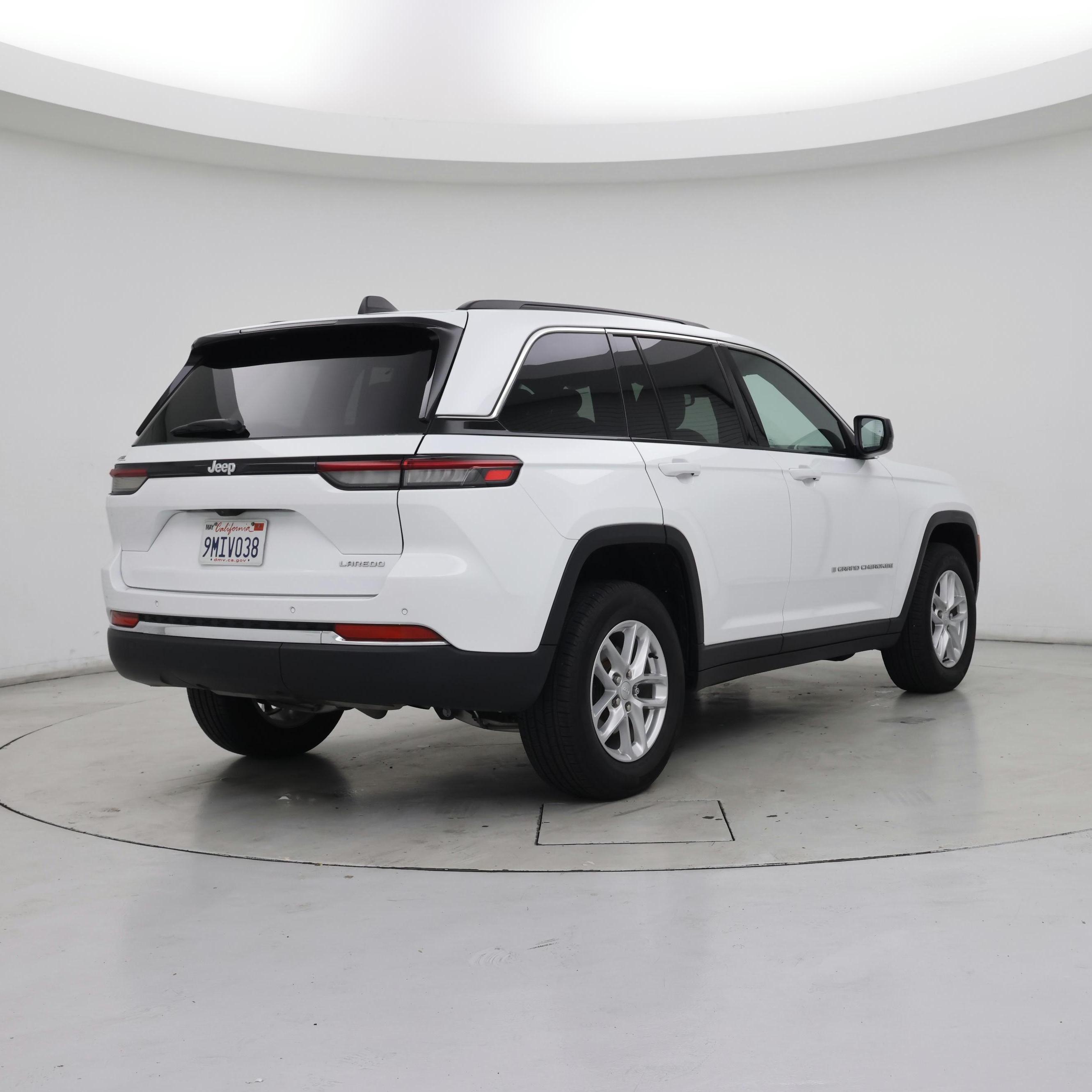 Thumbnail: 2024 Jeep Grand Cherokee - 8