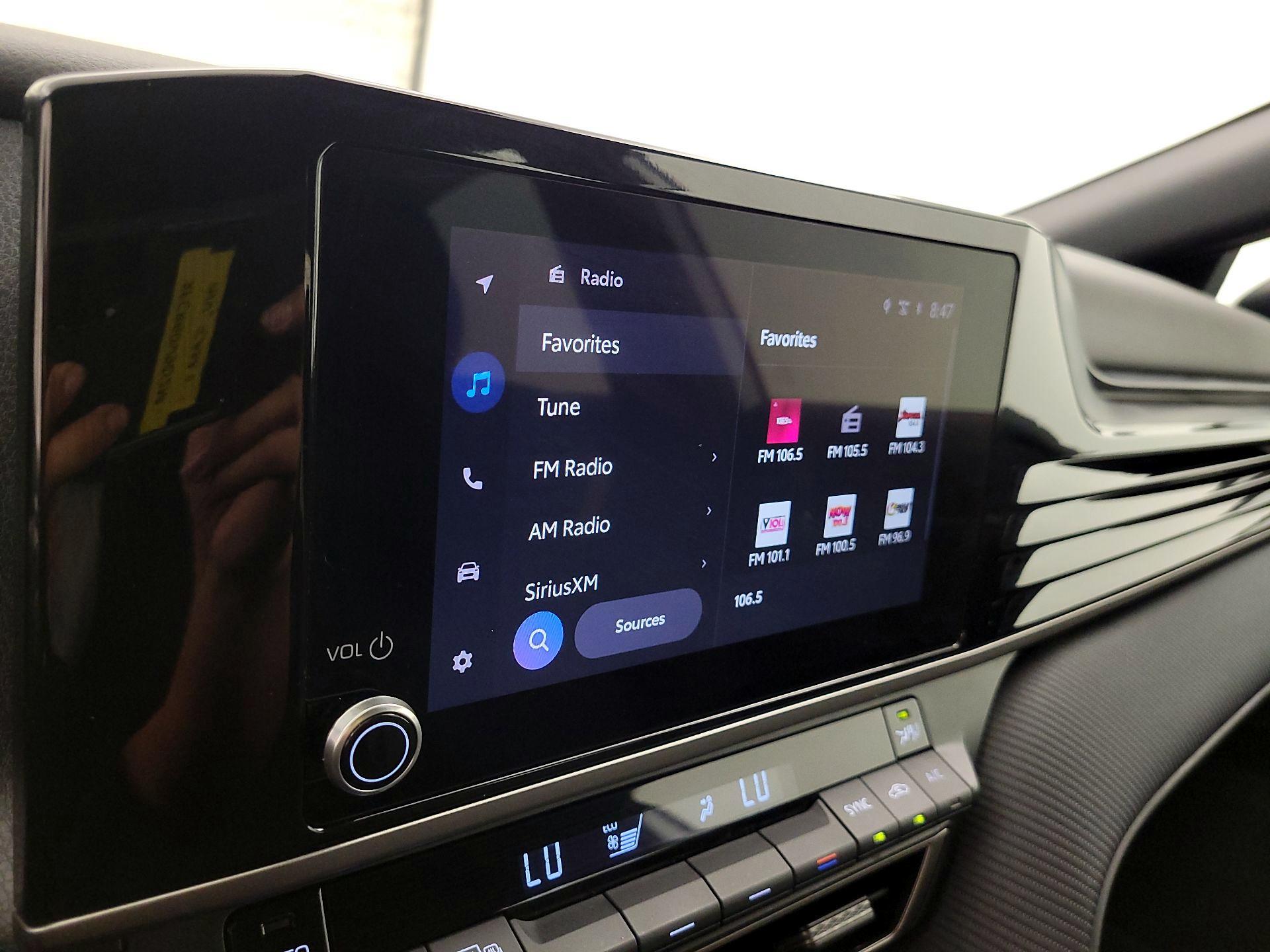 Thumbnail: 2025 Toyota Camry - 15