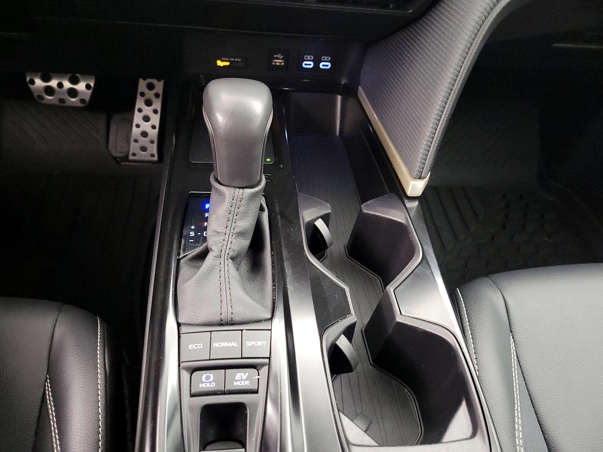 Thumbnail: 2025 Toyota Camry - 17