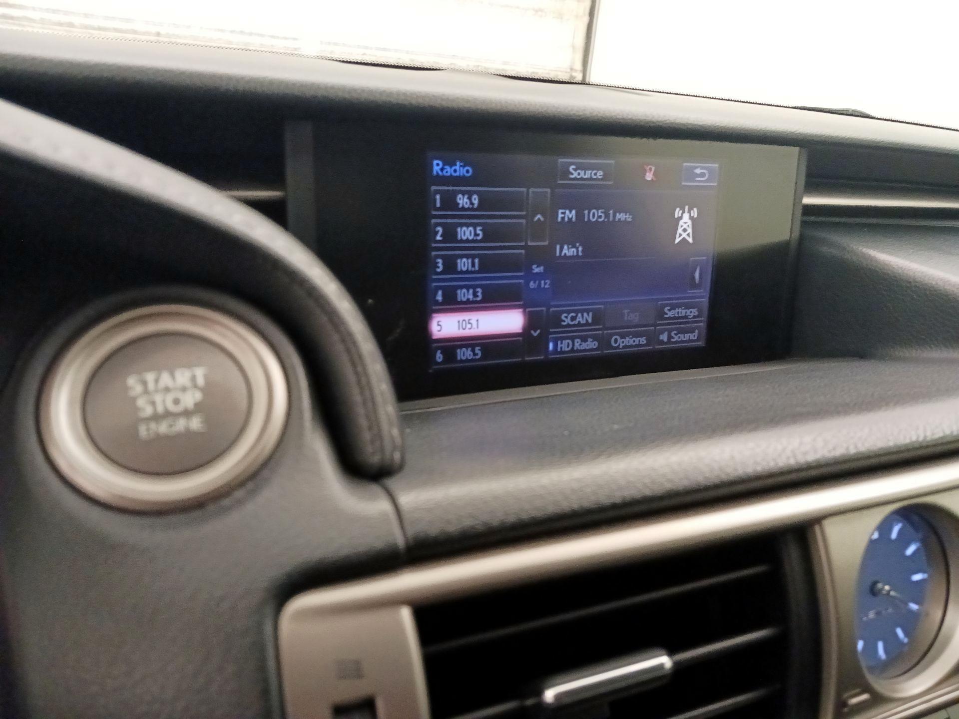 Thumbnail: 2014 Lexus IS - 16