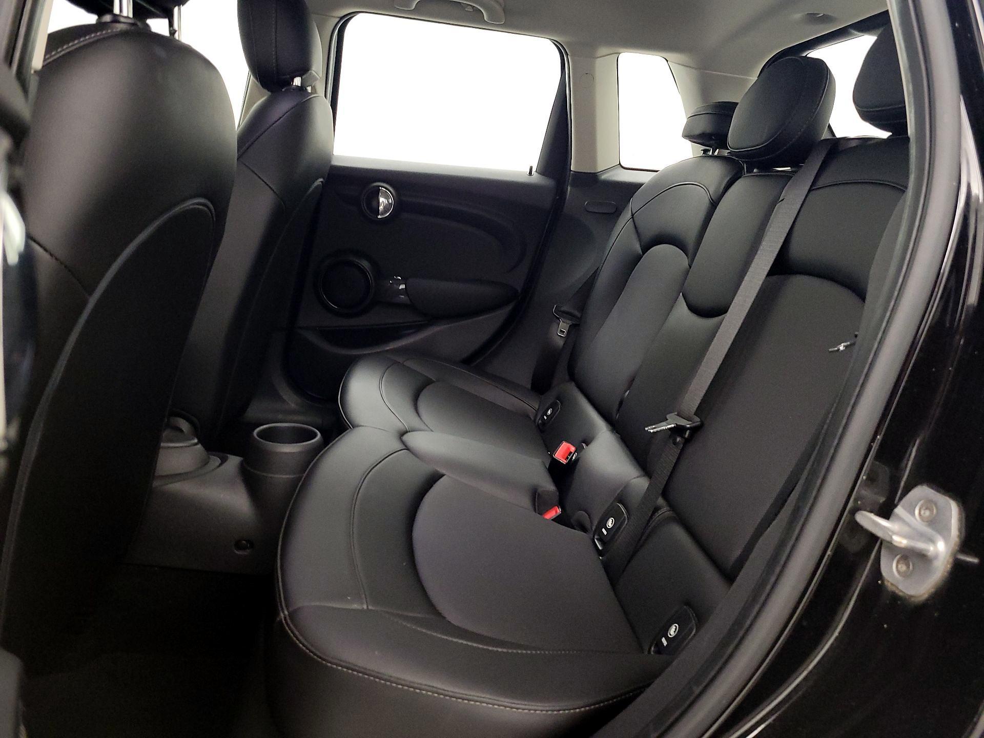 Thumbnail: 2018 MINI Cooper Hardtop - 18