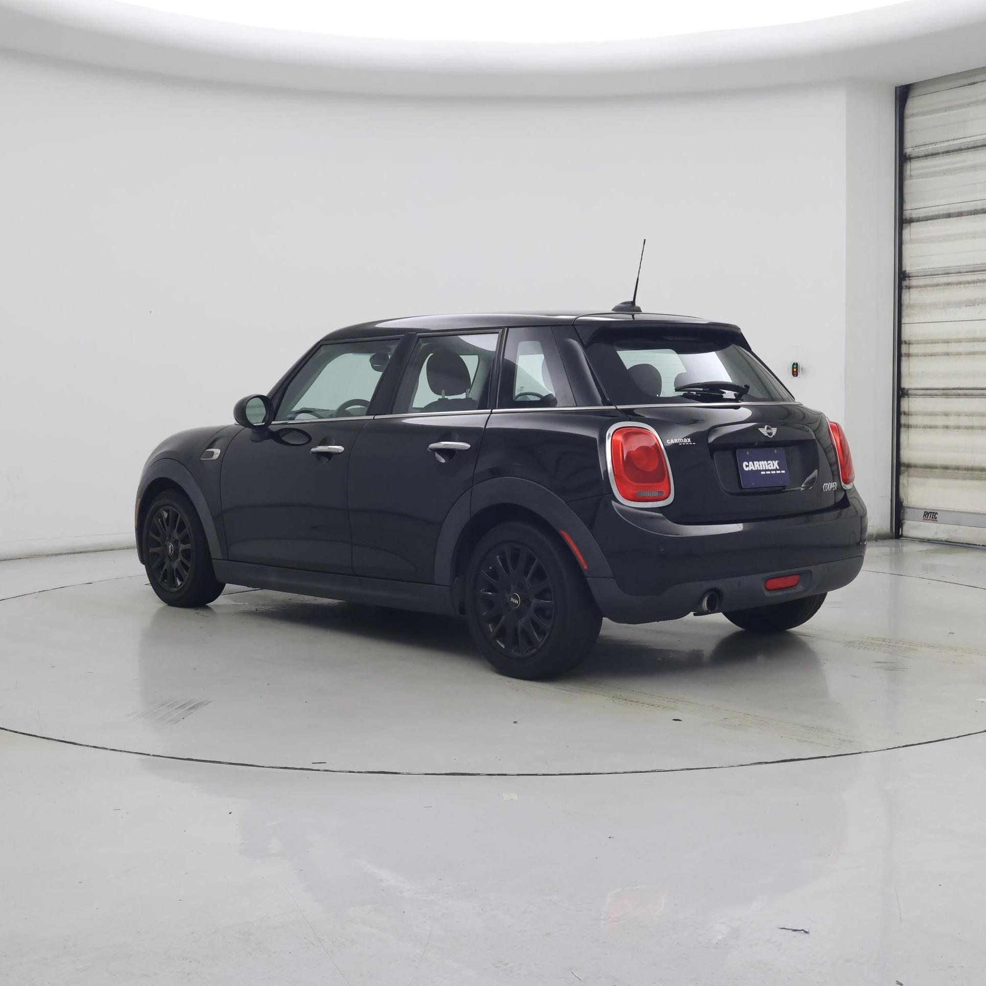 Thumbnail: 2018 MINI Cooper Hardtop - 2