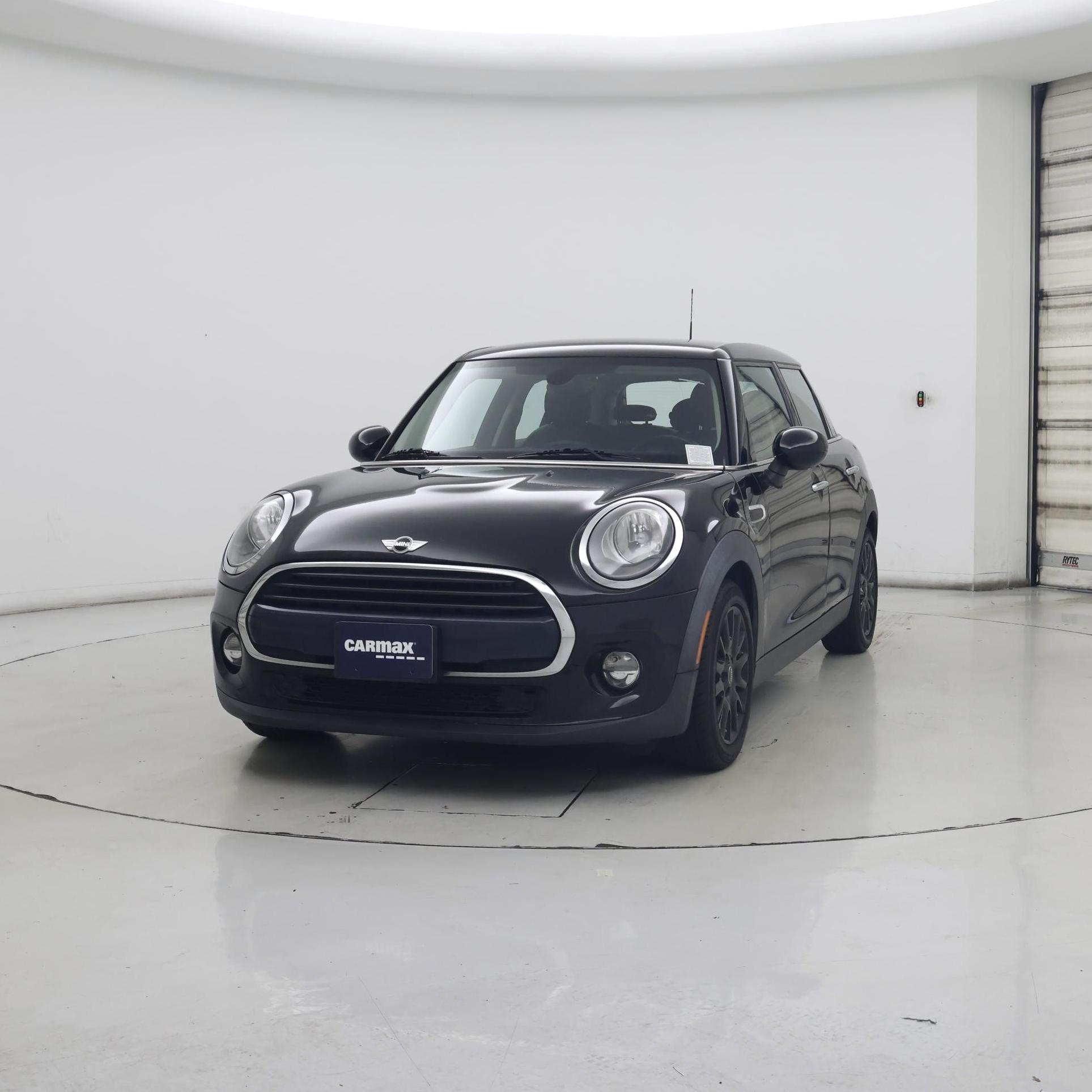 Thumbnail: 2018 MINI Cooper Hardtop - 4