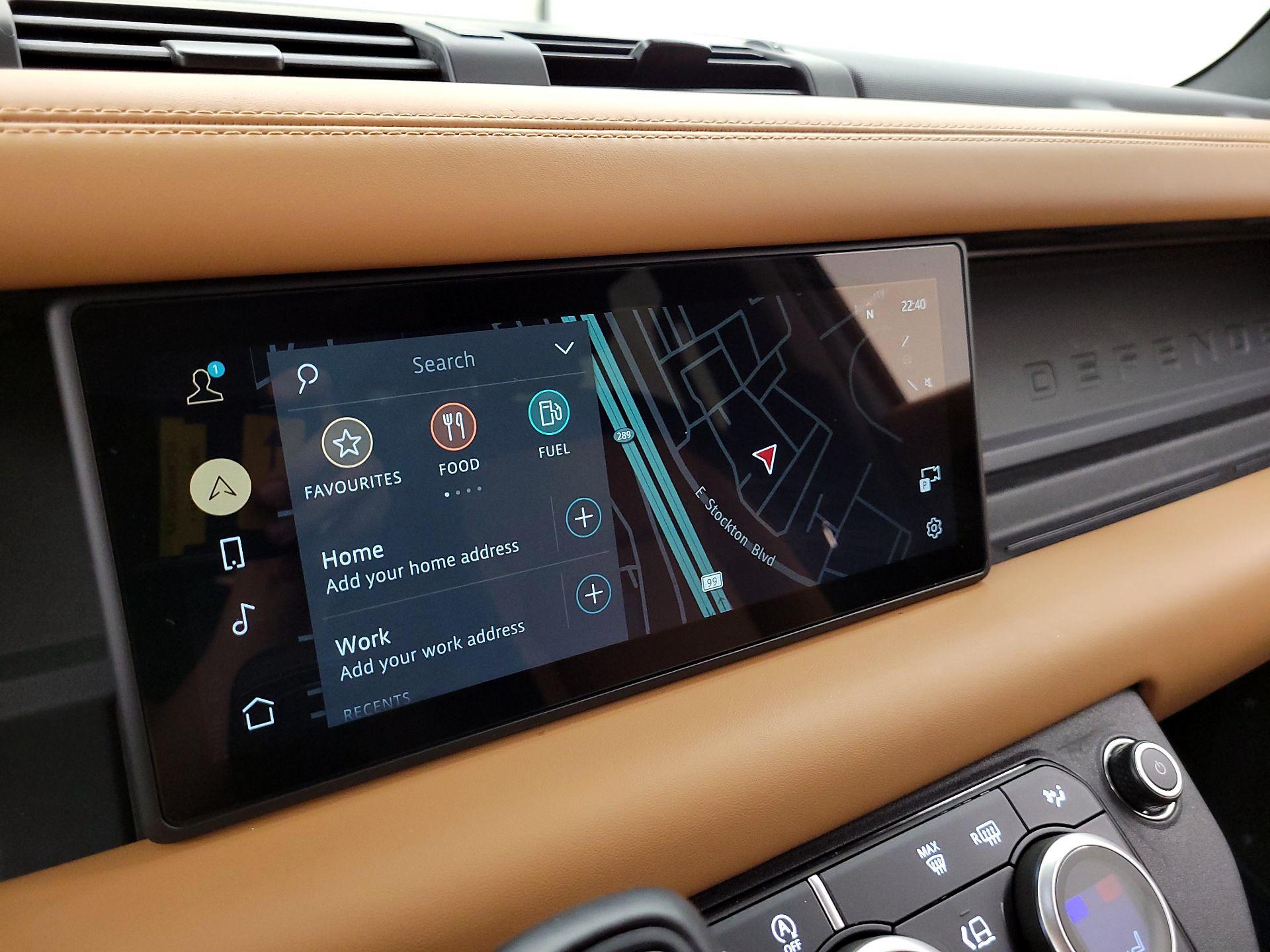 Thumbnail: 2024 Land Rover Defender - 14