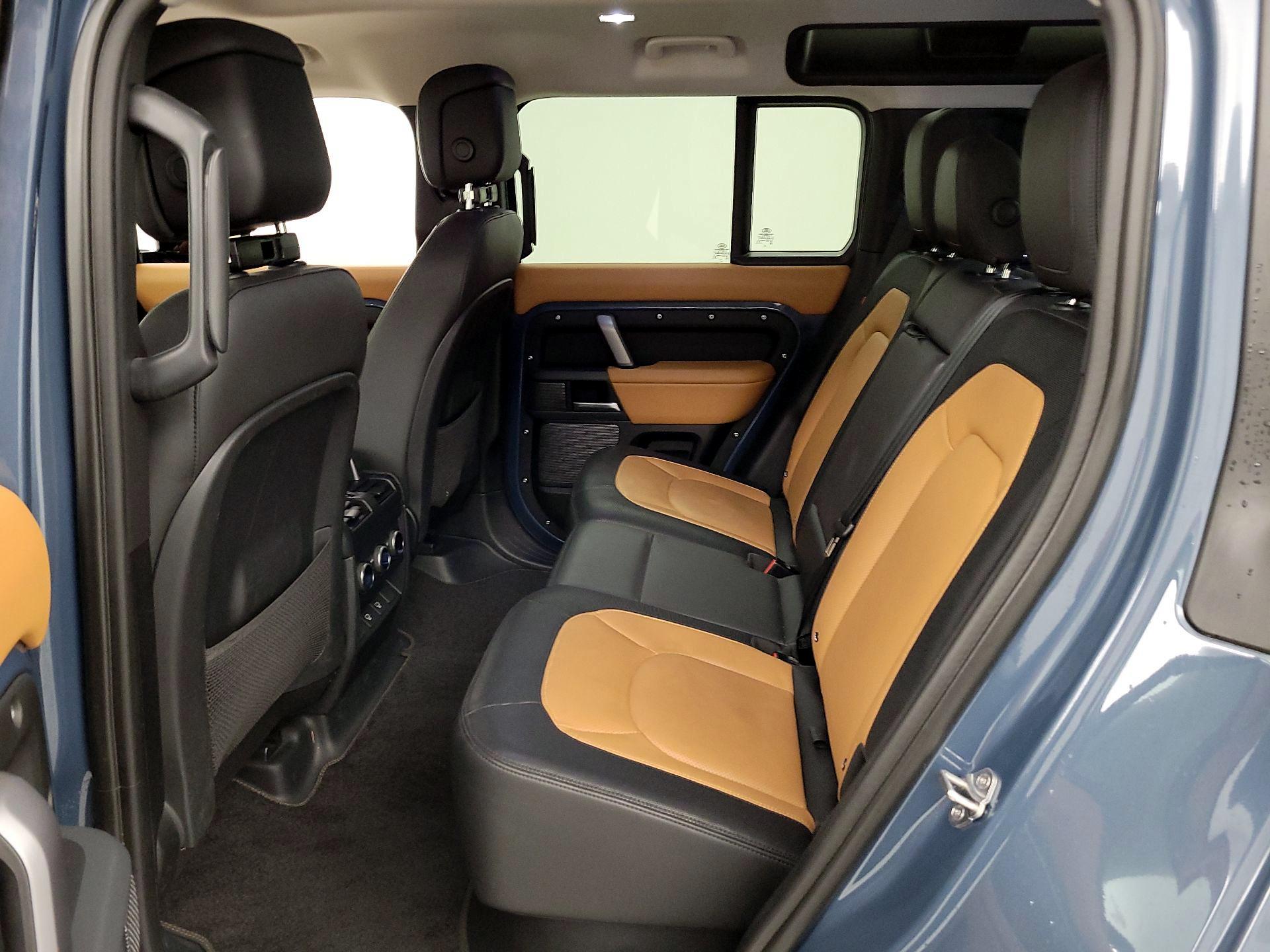 Thumbnail: 2024 Land Rover Defender - 20