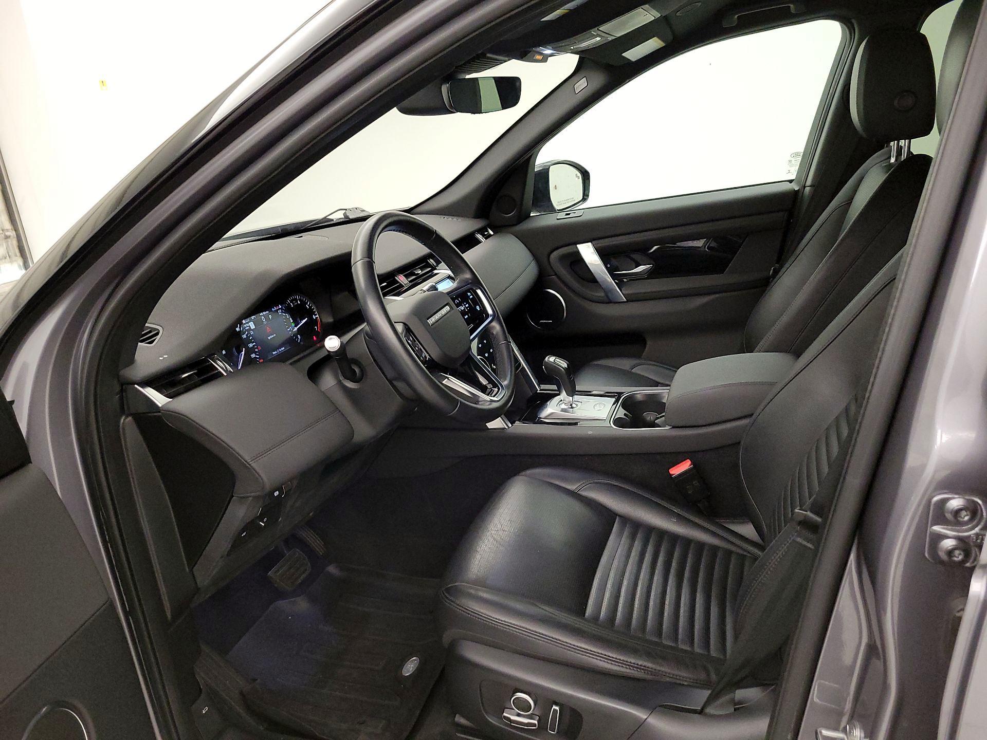 Thumbnail: 2021 Land Rover Discovery Sport - 11