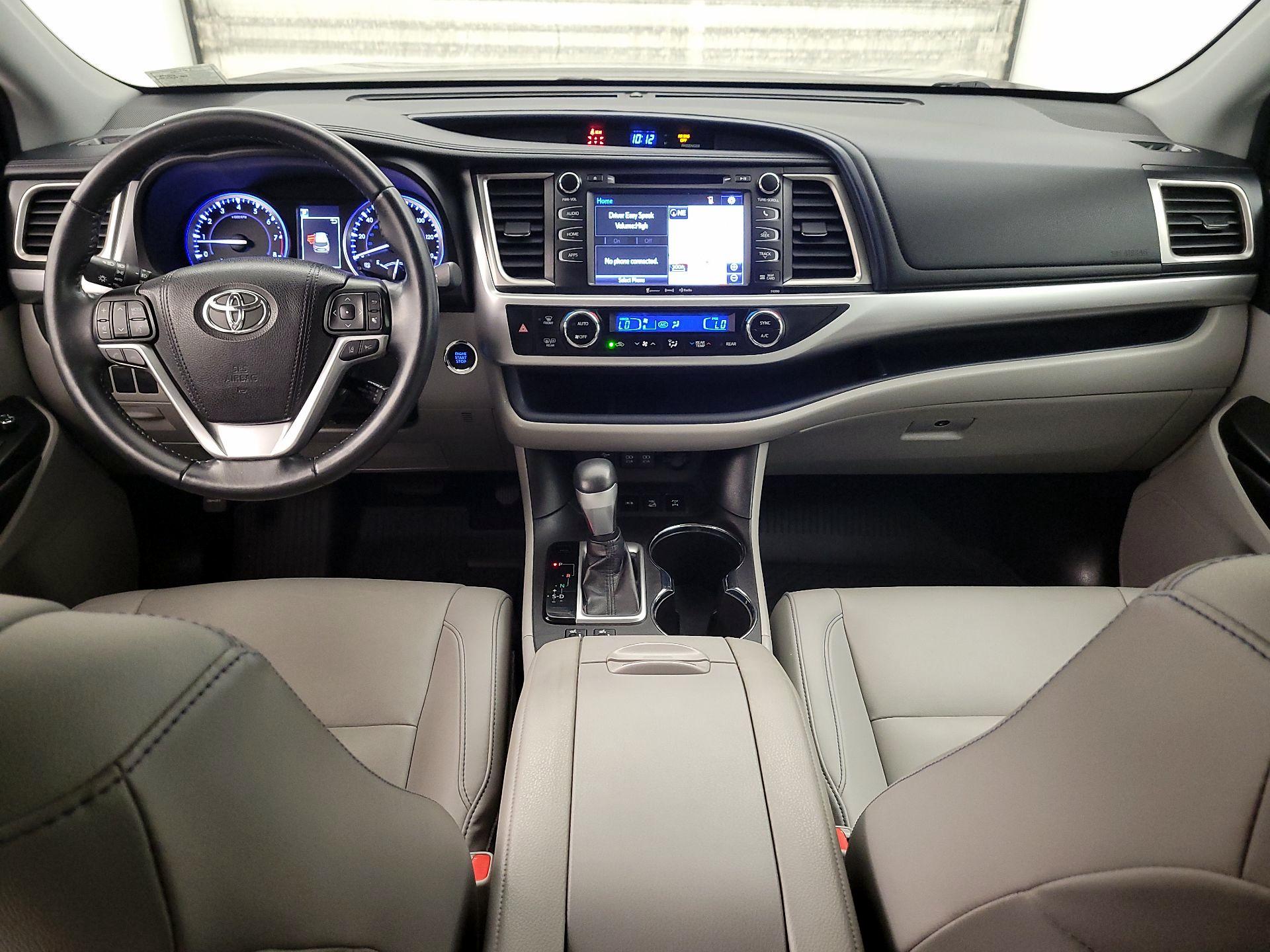 Thumbnail: 2019 Toyota Highlander - 9