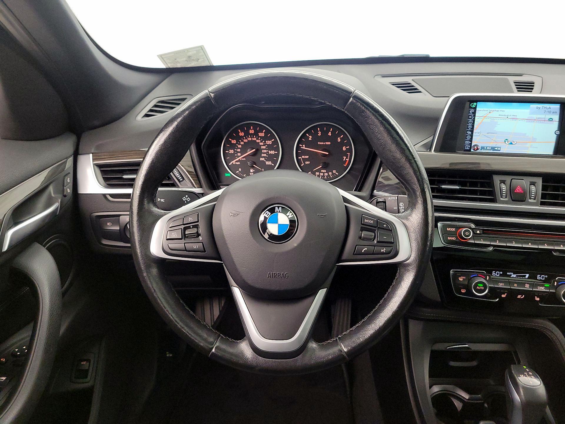 Thumbnail: 2017 BMW X1 - 10