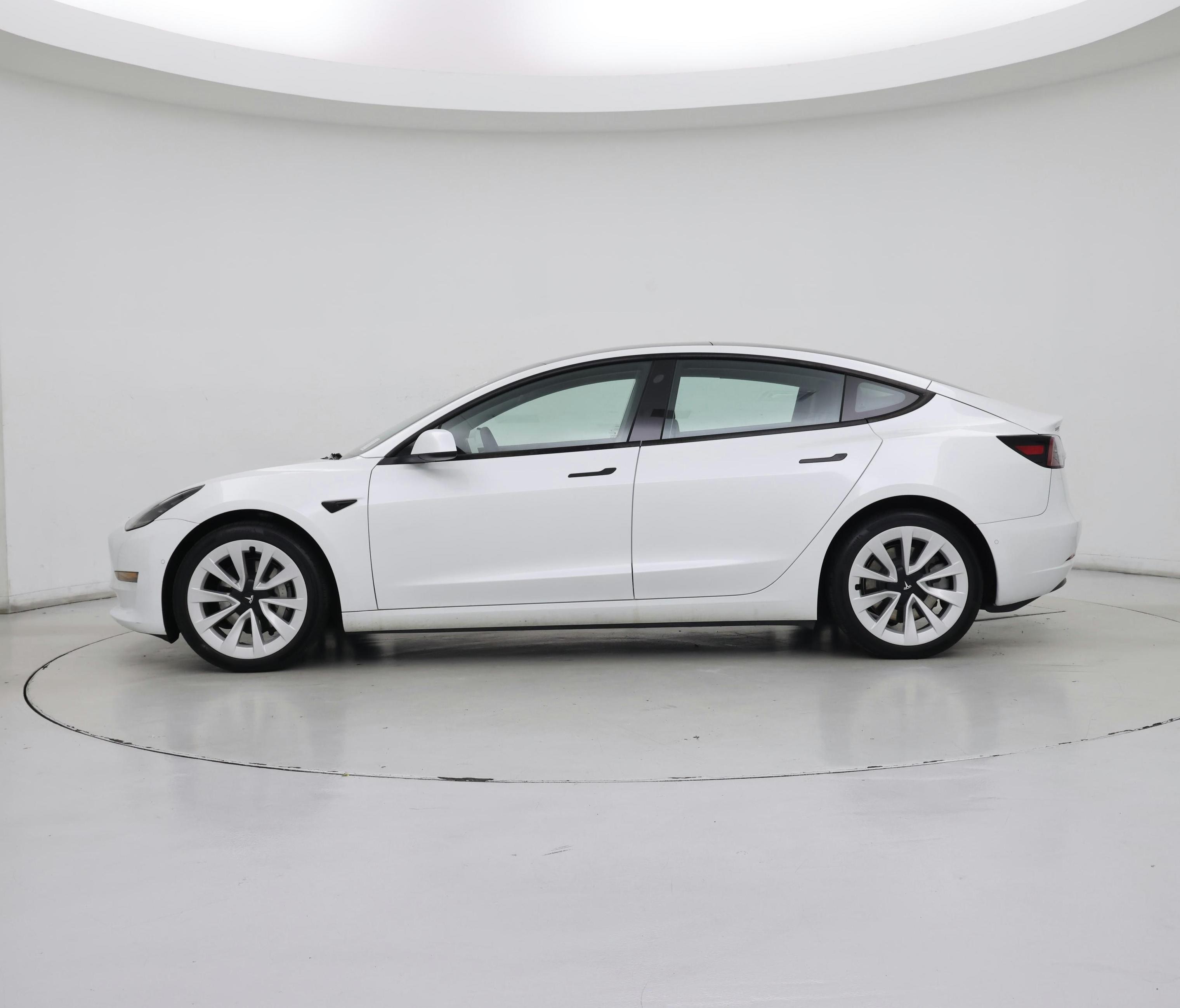 Thumbnail: 2022 Tesla Model 3 - 3